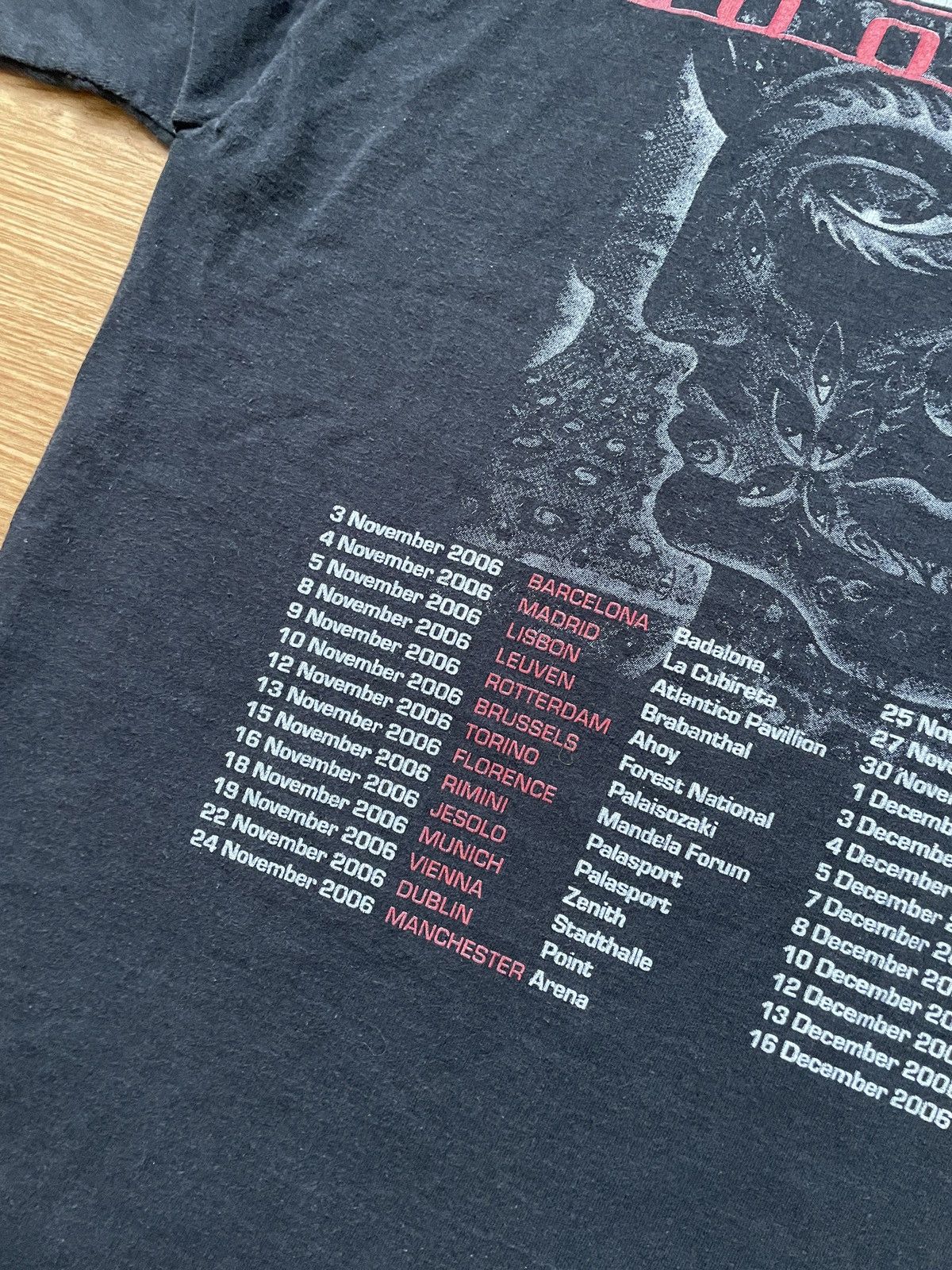 Vintage Vintage Rare TOOL 10000 Day 2006 European Tour Tee T Shirt Size US L / EU 52-54 / 3 - 11 Thumbnail