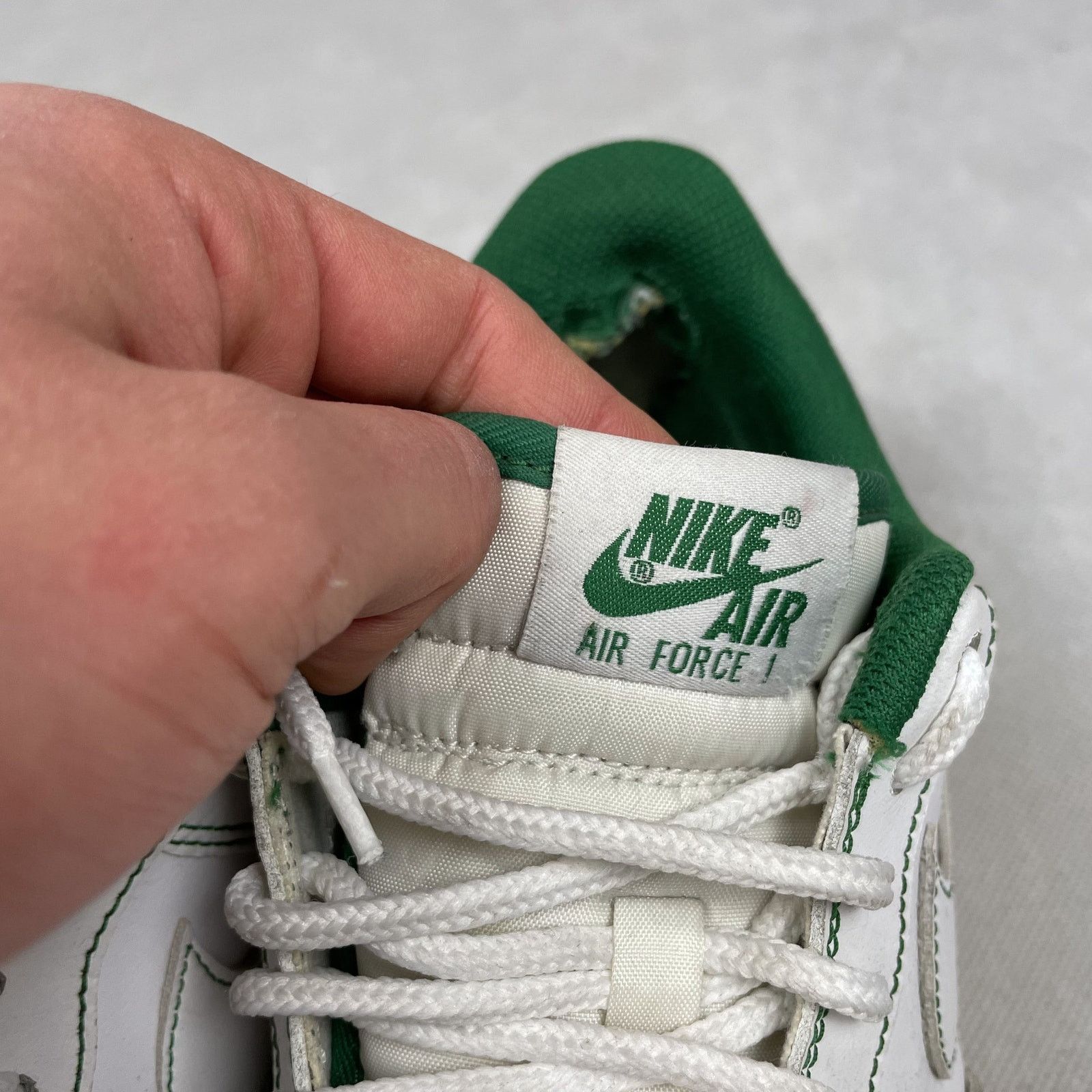 Nike Nike Air Force 1 '07 CV1724-103 Men White Pine Green Shoes 9 Size US 9 / EU 42 - 10 Thumbnail