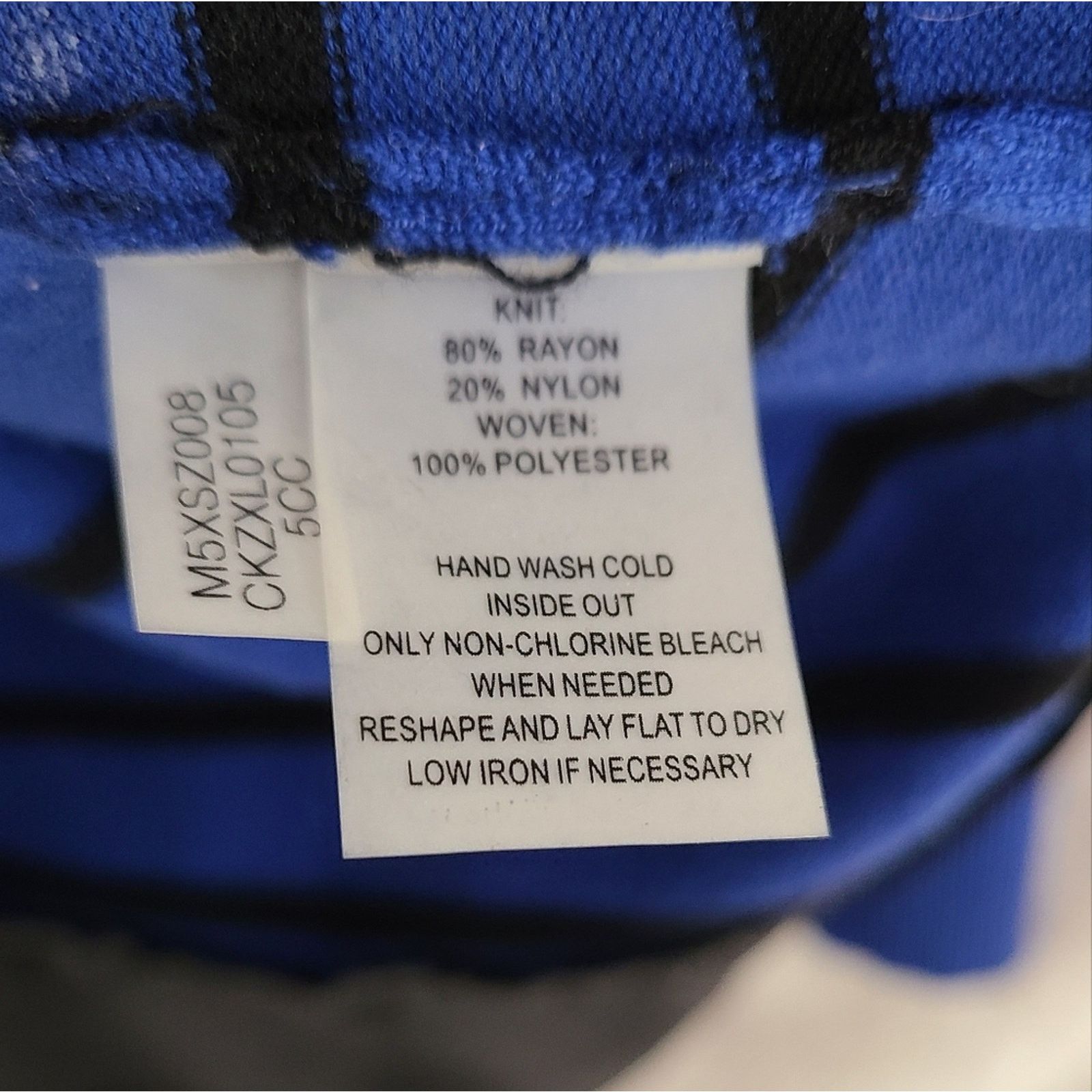 Calvin Klein Calvin Klein Women's Blue & Black Striped Sweater Size L Size L / US 10 / IT 46 - 3 Thumbnail