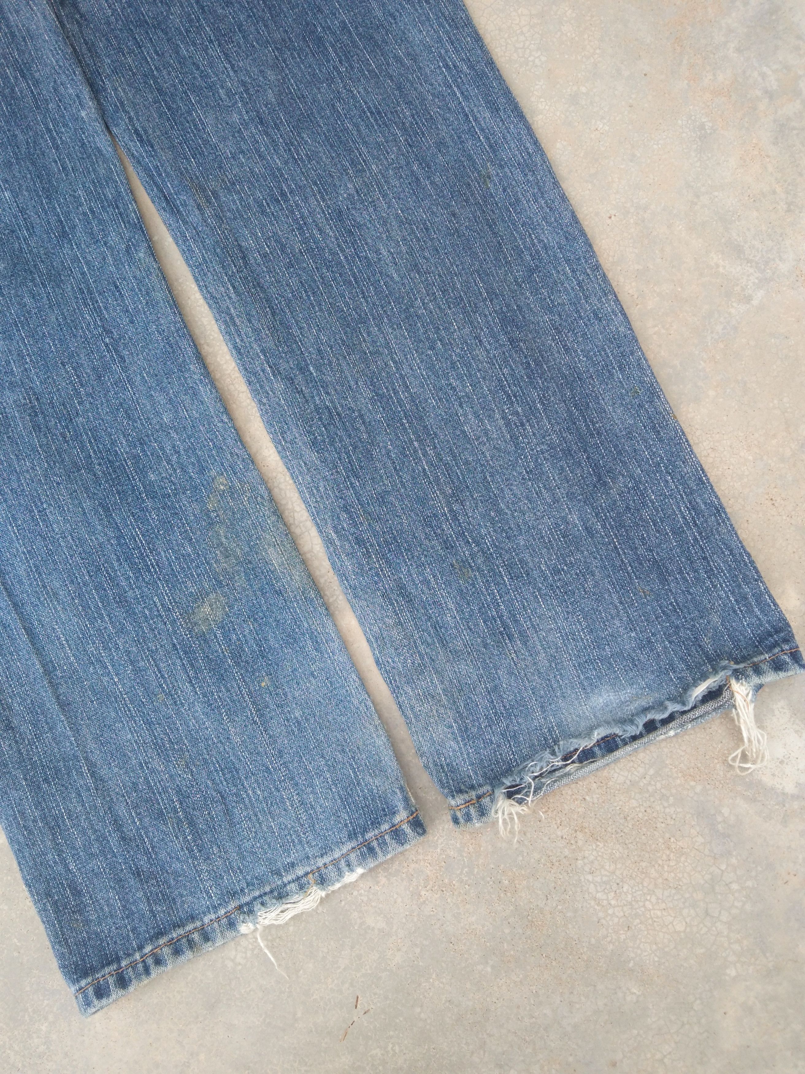 Wrangler Vintage Faded Blue Wrangler Straight Distressed Jeans 33x31 Size US 33 - 3 Thumbnail