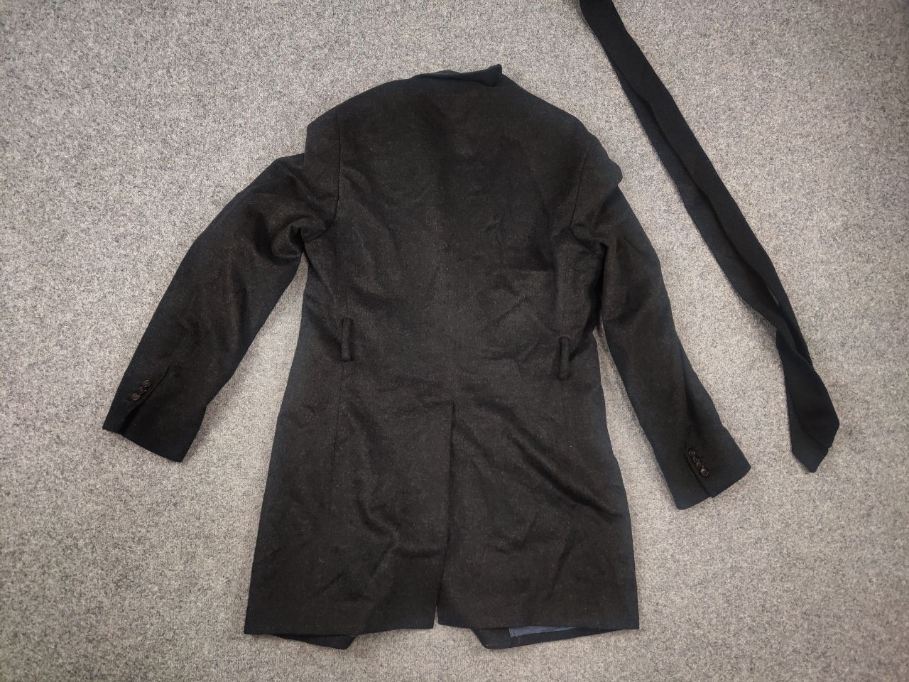 Suitsupply Suitsupply Vicenza overcoat Wool Buttons and belt Mid Jacket Size US L / EU 52-54 / 3 - 12 Thumbnail