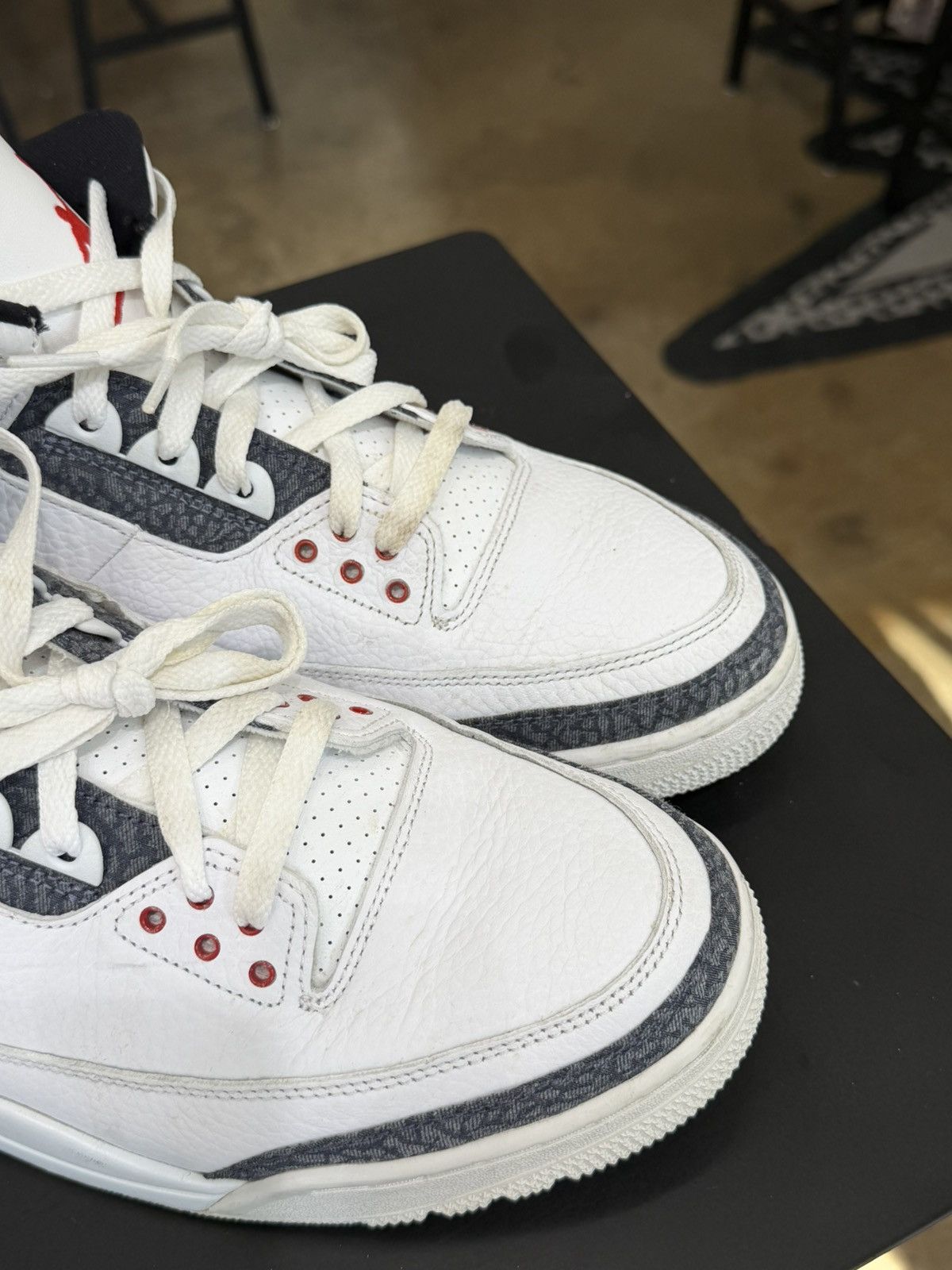 Japanese Brand Air Jordan 3 Fire Red Denim Size 13 (2020) Size US 13 / EU 46 - 8 Thumbnail