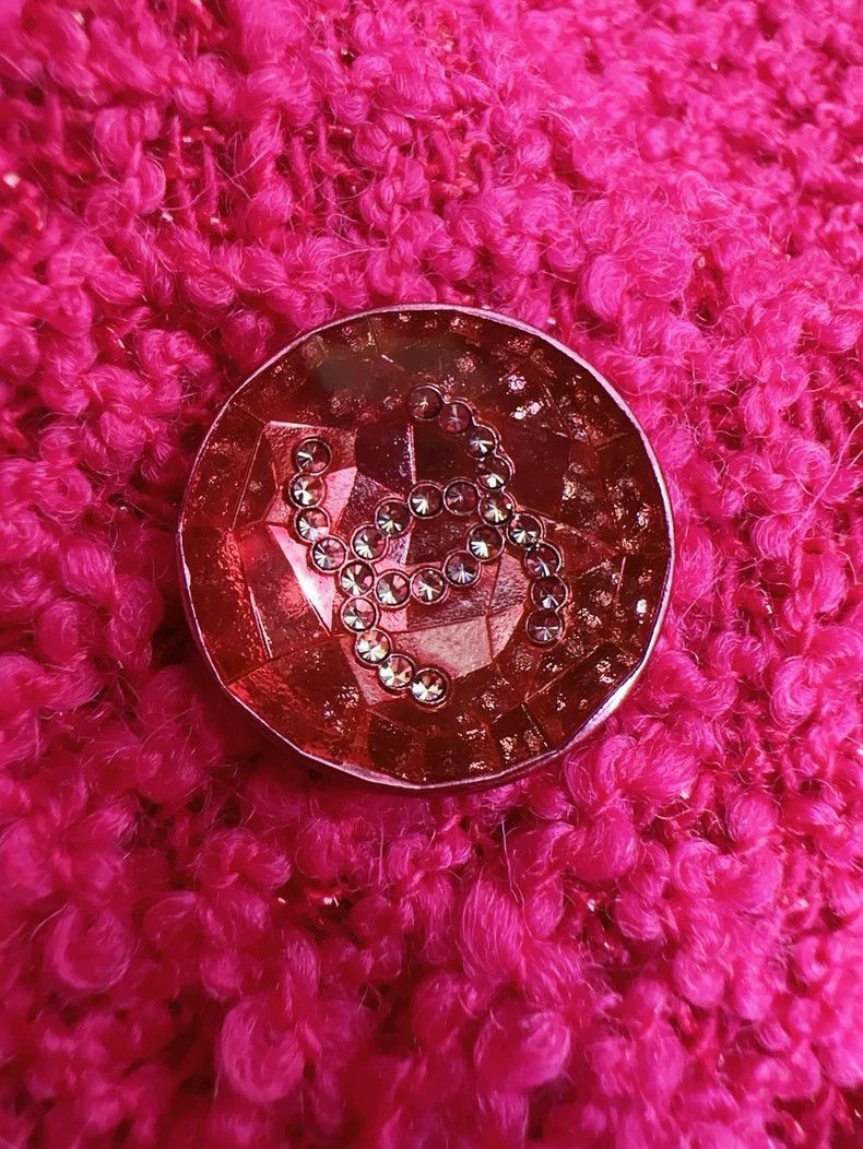 Chanel Chanel 21K Pink Crystal Button Cropped Jacket Size M / US 6-8 / IT 42-44 - 6 Thumbnail