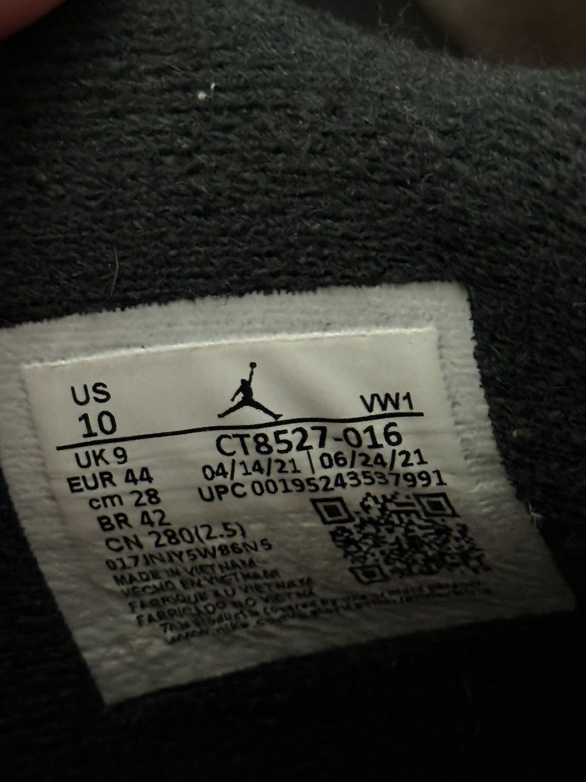 Jordan Brand Jordan 4s red thunder Size US 10 / EU 43 - 4 Thumbnail