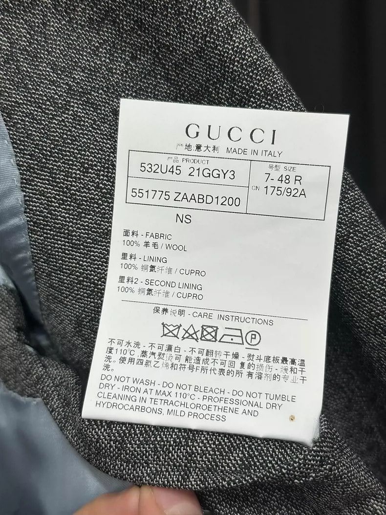 Gucci Gucci DoubleBreasted Suit Jacket Size 48-2505 Size US M / EU 48-50 / 2 - 7 Thumbnail