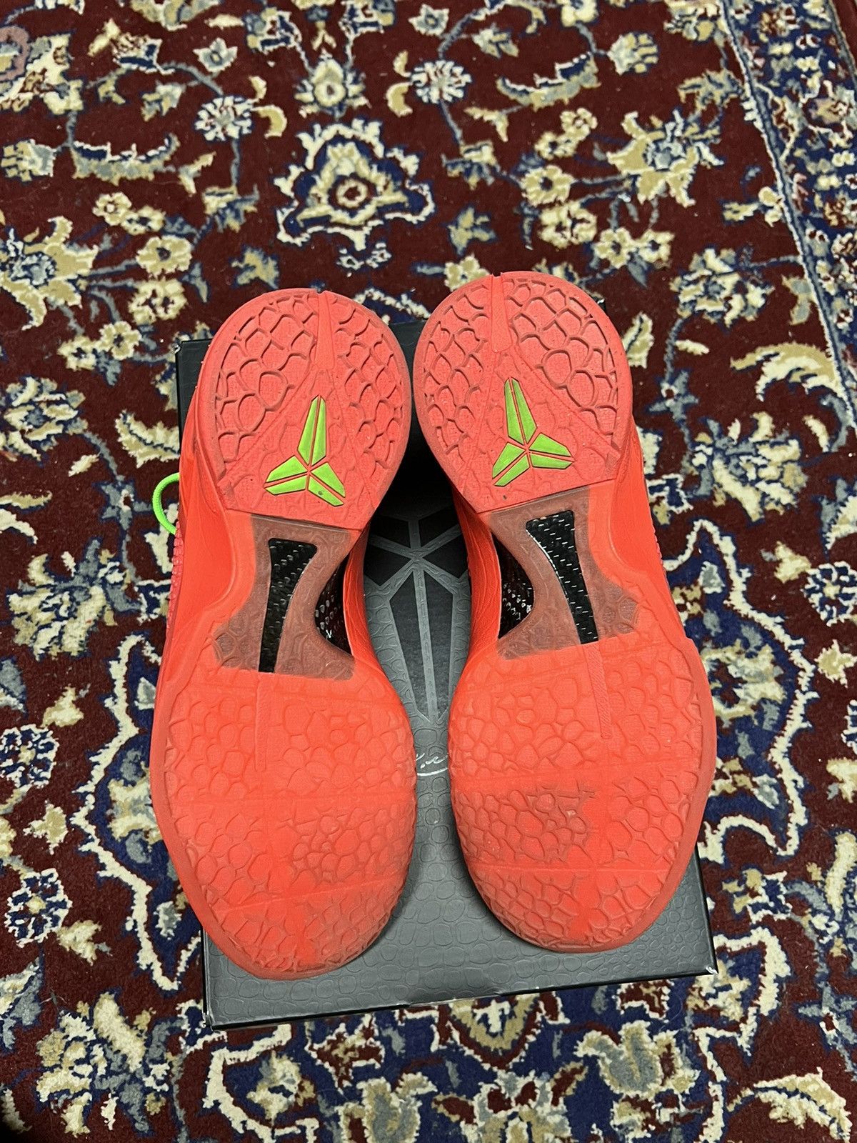 Nike Kobe 6 Protro “ reverse grinches” Size US 8.5 / EU 41-42 - 5 Thumbnail