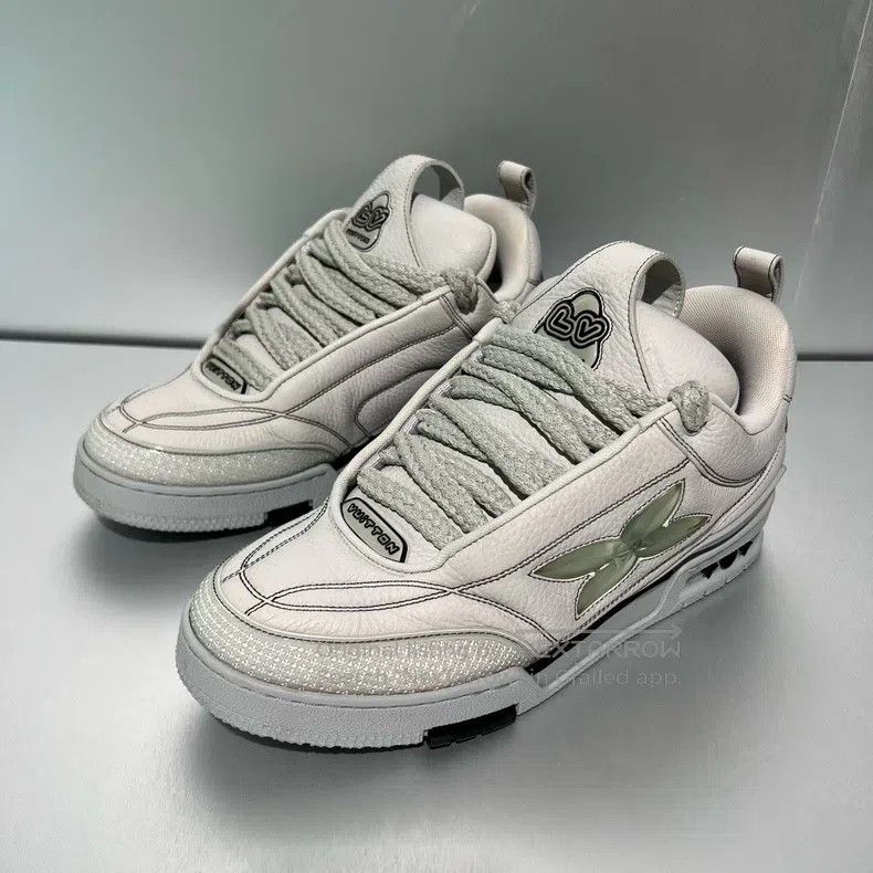 Louis Vuitton Louis Vuitton Stake gray and white bread shoes Size US 8.5 / EU 41-42 - 1 Thumbnail