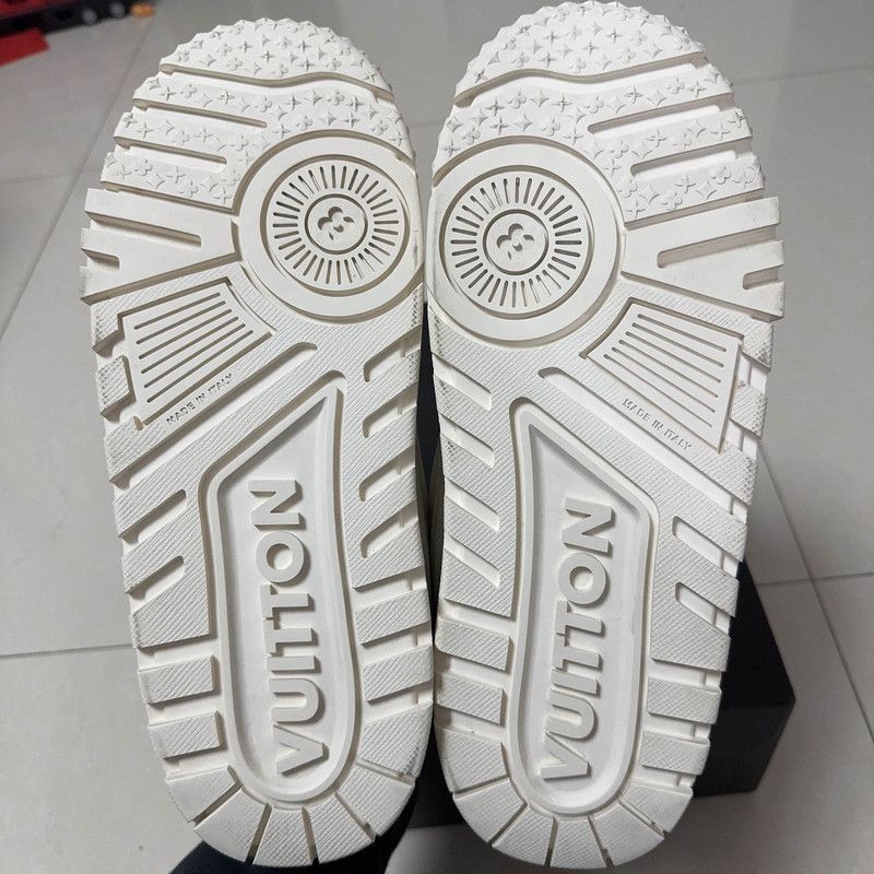 Louis Vuitton Louis Vuitton Trainer Maxi Low-Top Fashion Sneakers -2508 Size US 10.5 / EU 43-44 - 3 Thumbnail