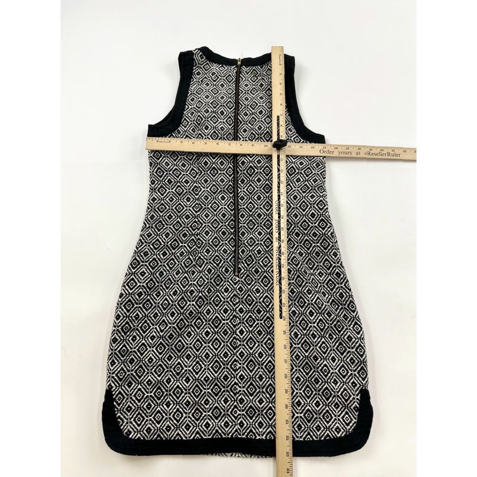 Banana Republic VINTAGE Banana Republic Dress Women’s 0 Black White Geometric Print Sleeveless Linen Short Sheath Pencil Dress Womens Size XS / US 0-2 / IT 36-38 - 5 Thumbnail