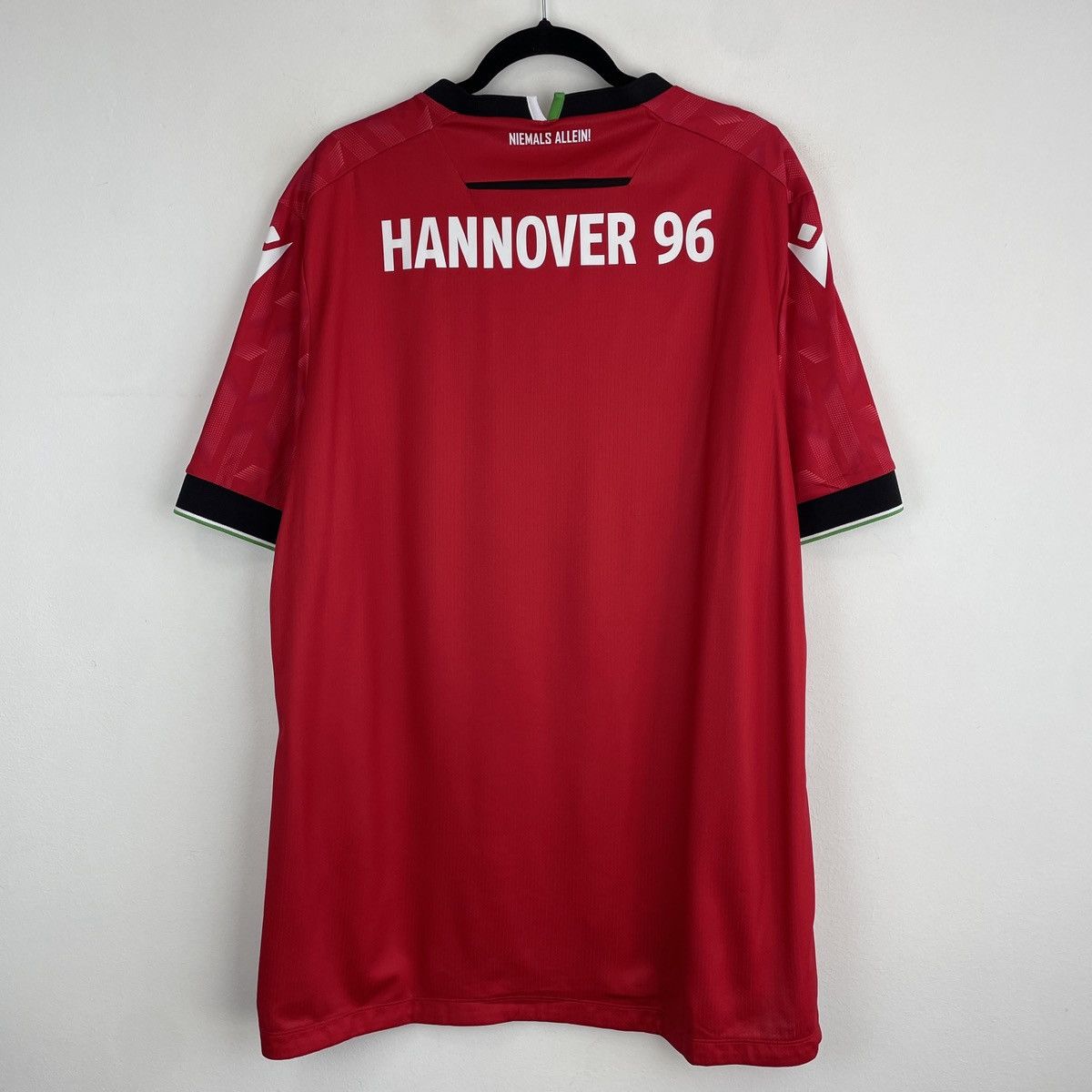 Macron Hannover 96 Home Jersey Shirt Men 2023/2024 size 3XL Size US XXL / EU 58 / 5 - 9 Thumbnail