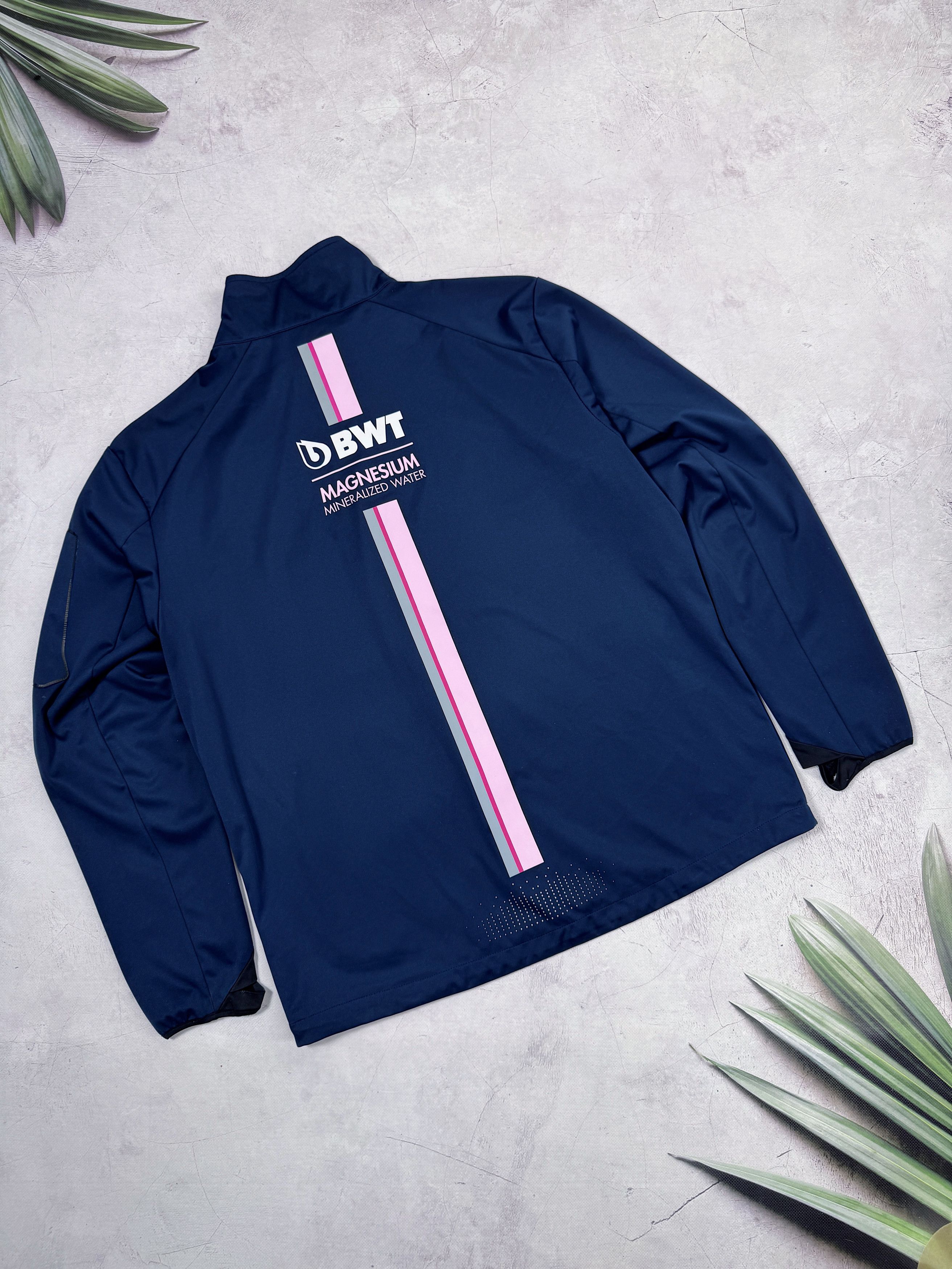 Formula 1 Mercedes AMG Formula1 Team Softshell Jacket BWT by Hakro Size US XL / EU 56 / 4 - 21 Thumbnail