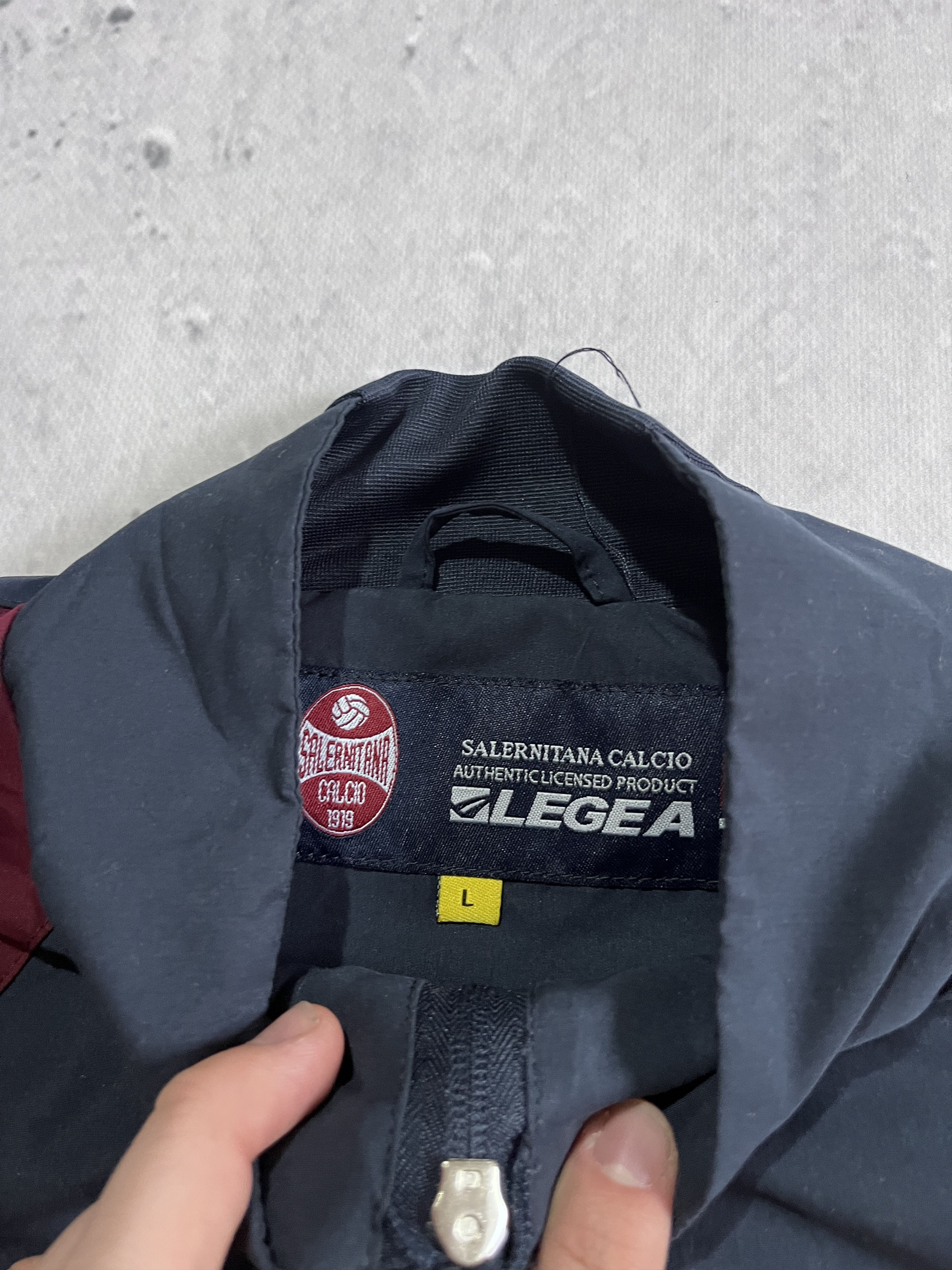 Other LEGEA SALERNITANA CALCIO 2006 FOOTBALL SOCCER TRACKSUIT Size US L / EU 52-54 / 3 - 8 Thumbnail
