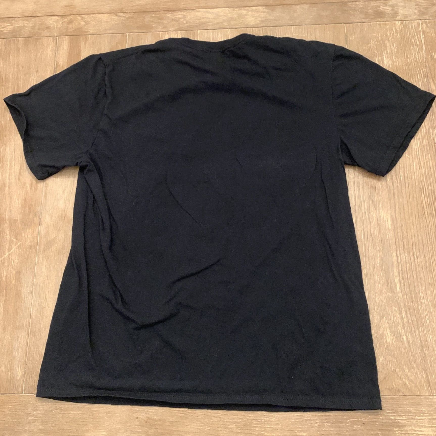 Gildan David Gilmour '72 of Pink Floyd Band Guitar Black Size M Unisex Men T Shirt Size US M / EU 48-50 / 2 - 5 Thumbnail