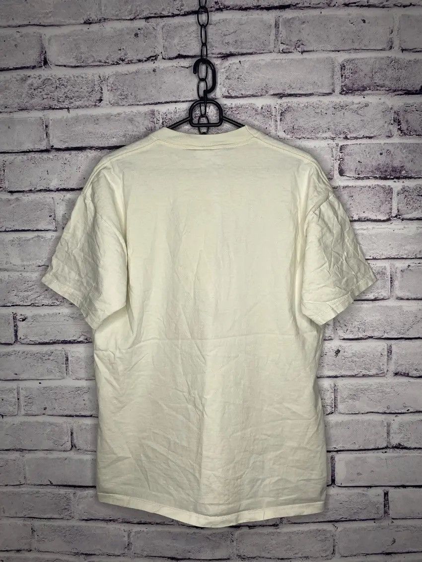 Disney MENS Vintage 90s Disney Micky Mouse big logo Tshirt Size L Size US L / EU 52-54 / 3 - 10 Thumbnail