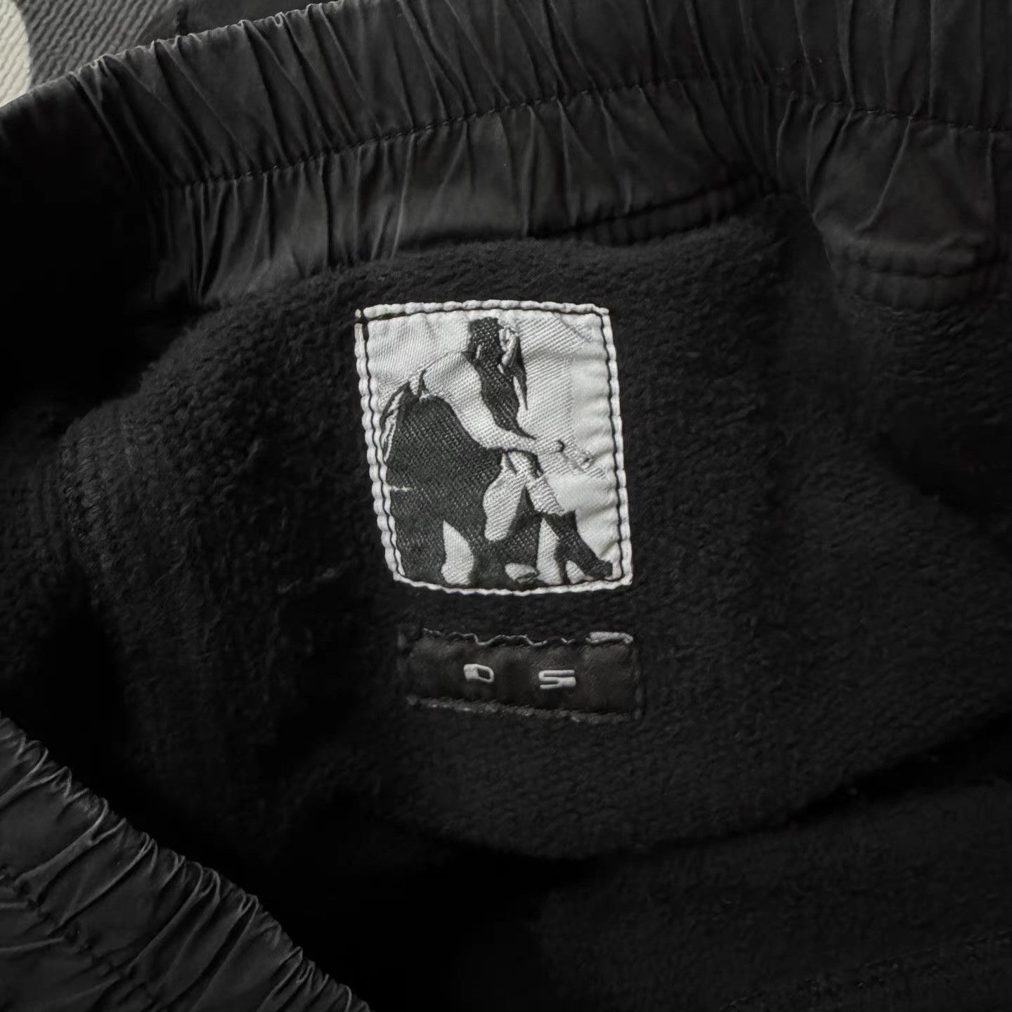 Rick Owens RICK OWENS Black Suede Layered Culottes Q10 Size 32" / US 10 / IT 46 - 3 Thumbnail