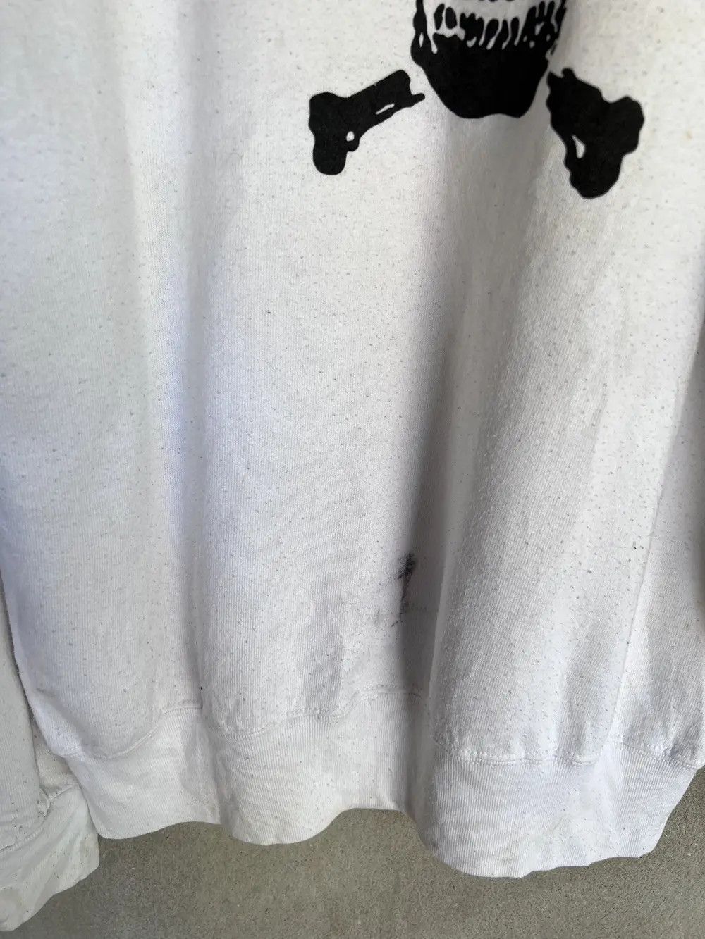 Vintage Vintage Skulls Logo Sweatshirt Size US L / EU 52-54 / 3 - 7 Thumbnail