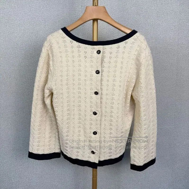 Chanel Chanel Cream Wool Pullover Sweater for Women . Size L / US 10 / IT 46 - 2 Thumbnail