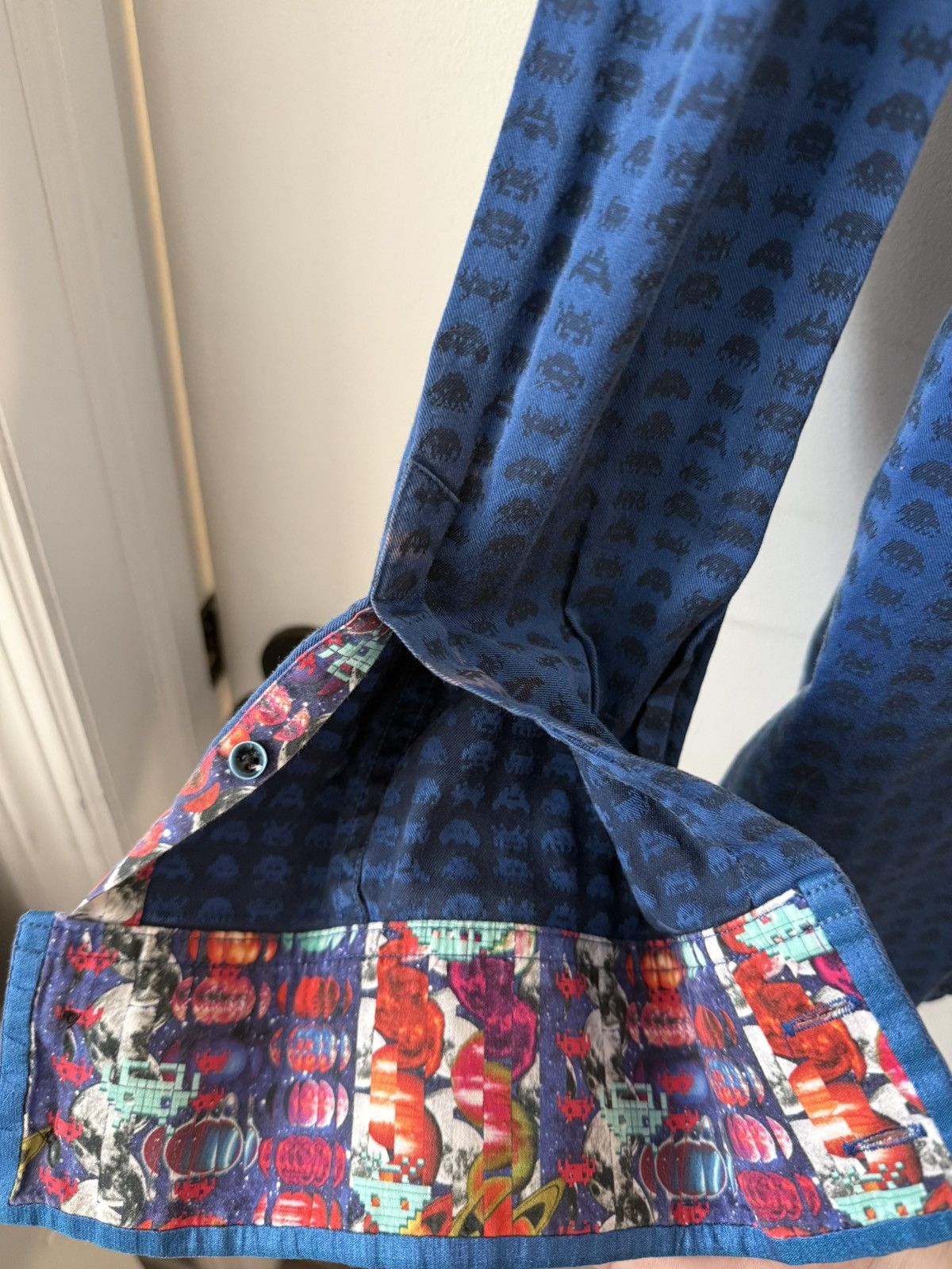 Robert Graham Robert Graham Space Invaders Arcade Flip Cuff Button Up L Size US L / EU 52-54 / 3 - 3 Thumbnail