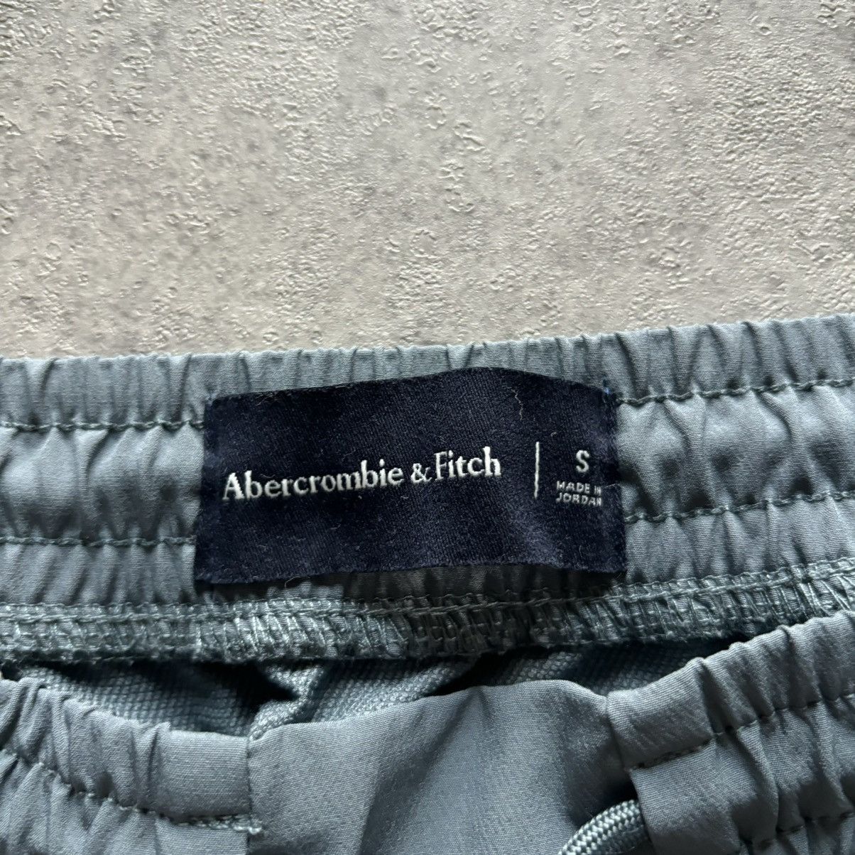 Abercrombie & Fitch Blue Abercrombie and fitch athletic joggers Size US 30 / EU 46 - 2 Thumbnail