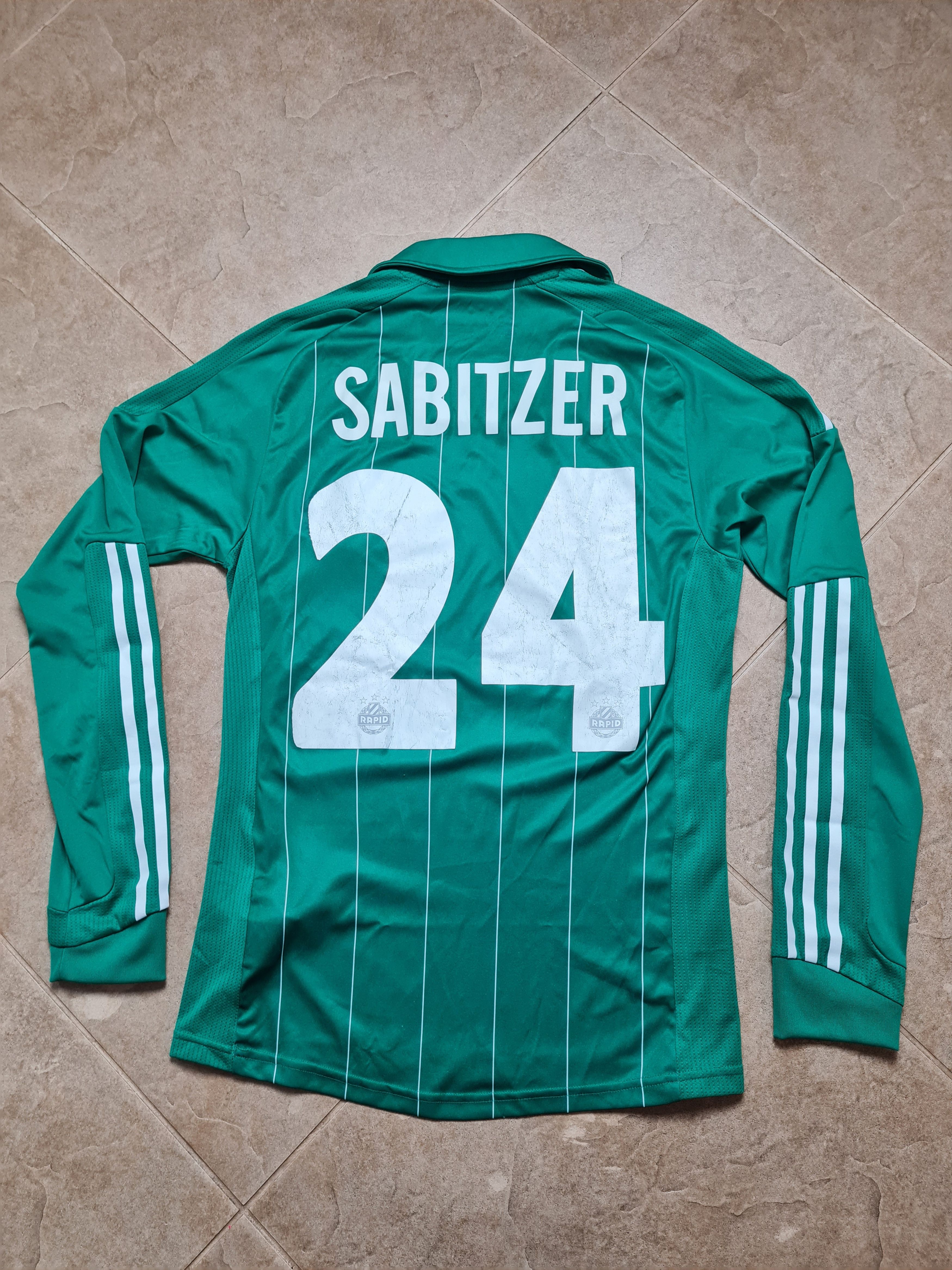 Adidas Adidas SK Rapid Wien Home Football Shirt SABITZER #24 Size US S / EU 44-46 / 1 - 1 Thumbnail