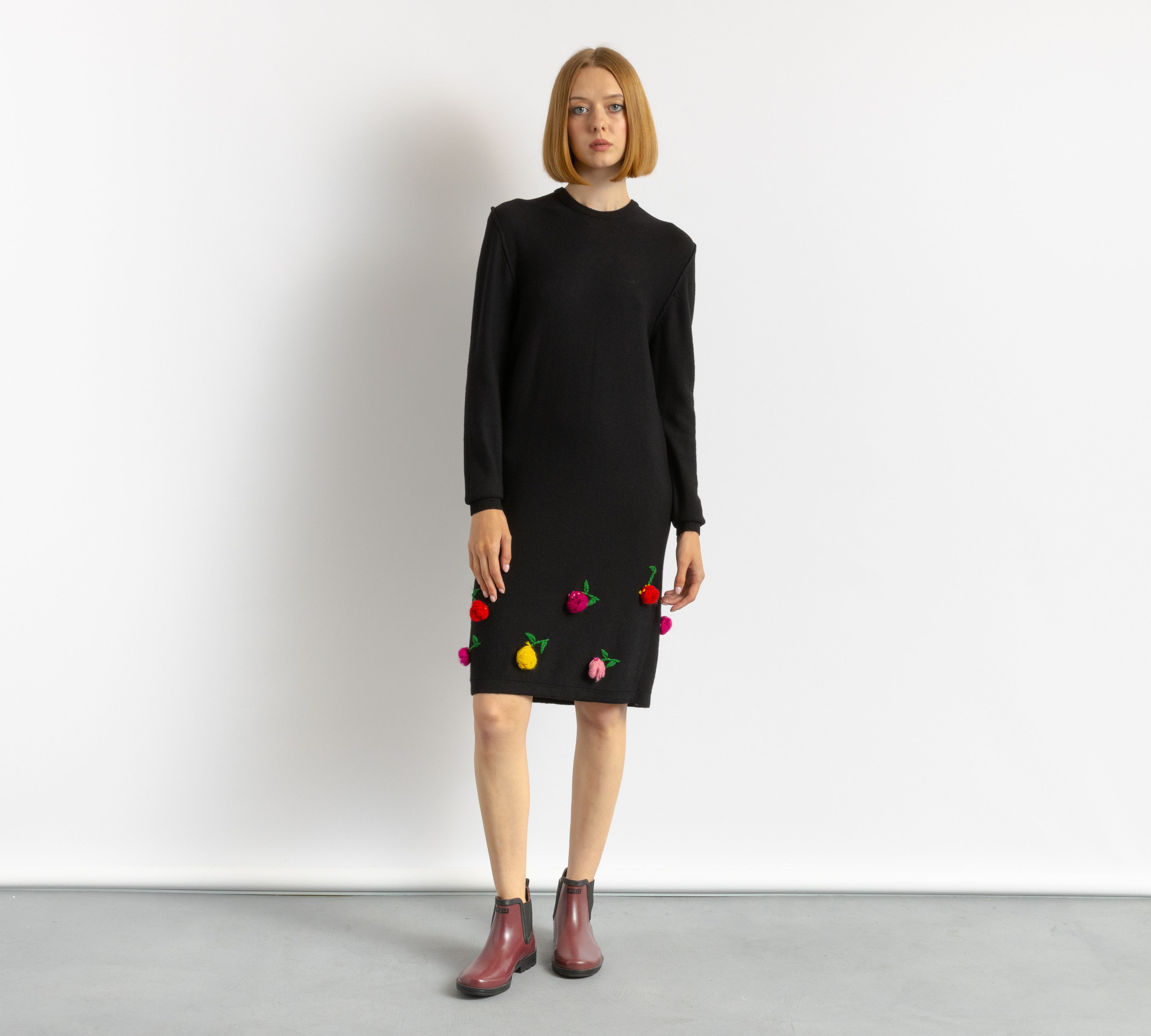 Sonia Rykiel 80s Sonia Rykiel black knitted flowers Wool Dress 6027 Size S / US 4 / IT 40 - 1 Thumbnail