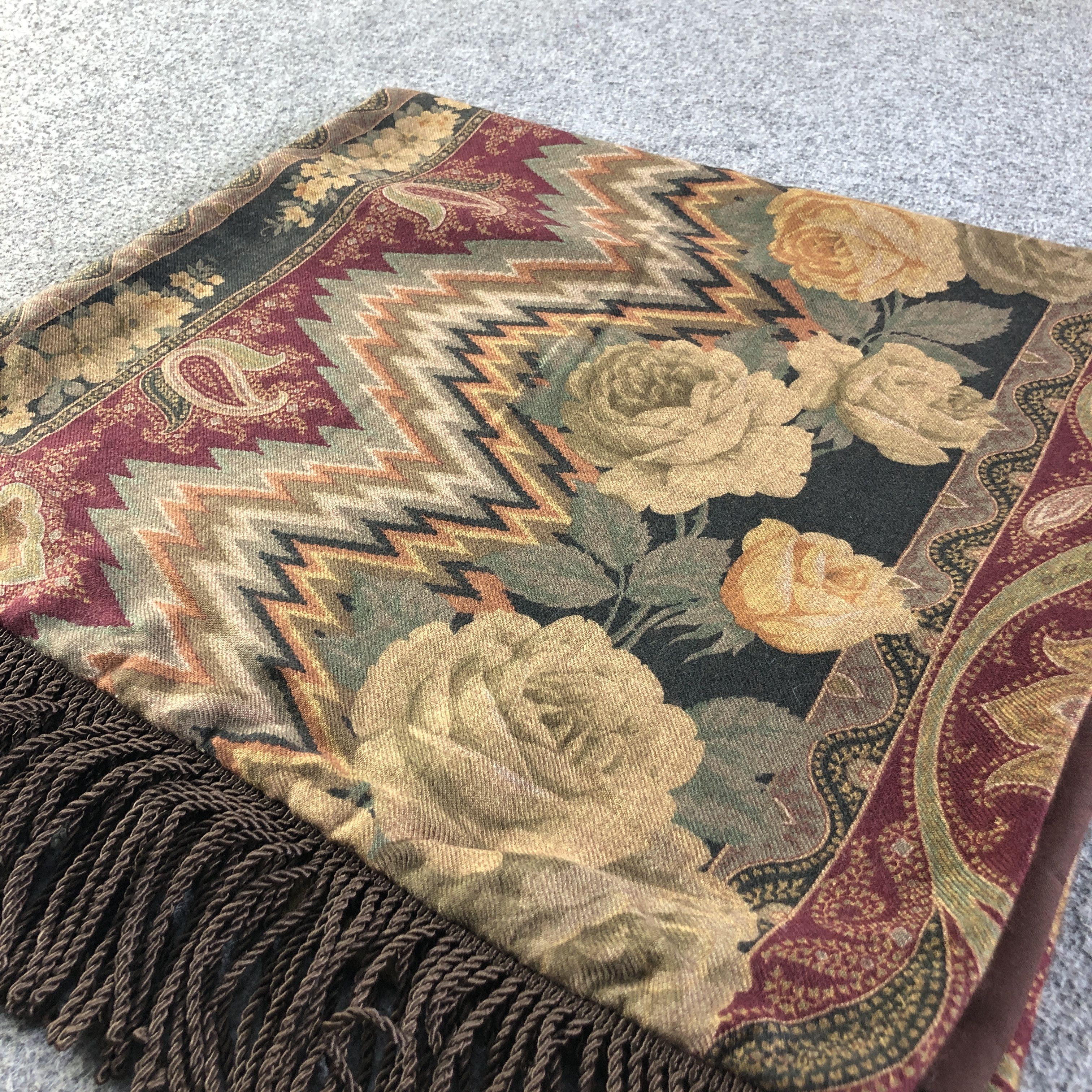 Japanese Brand Floral Wool Scarf Muffler Neckwear V2788 Size ONE SIZE - 4 Thumbnail