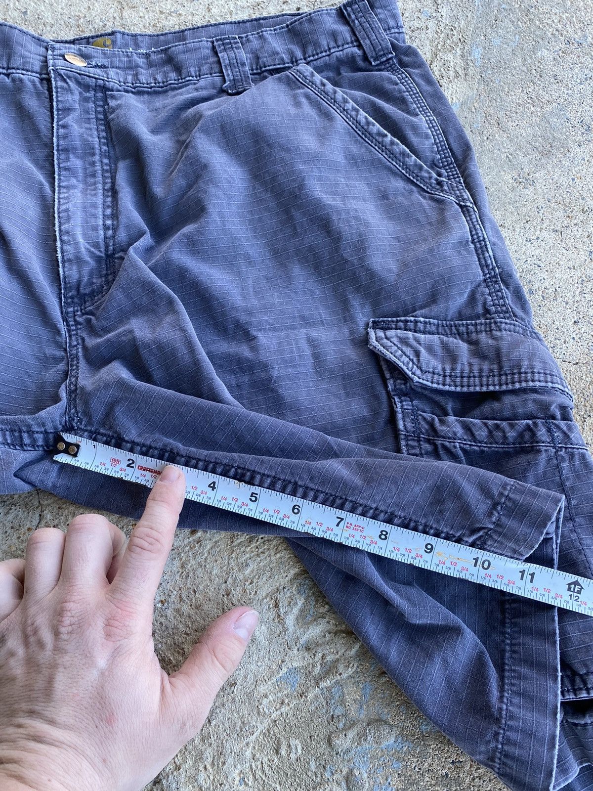 Carhartt × Vintage Vintage Y2K Carhartt Cargo Faded Distressed Shorts Size US 40 / EU 56 - 14 Thumbnail