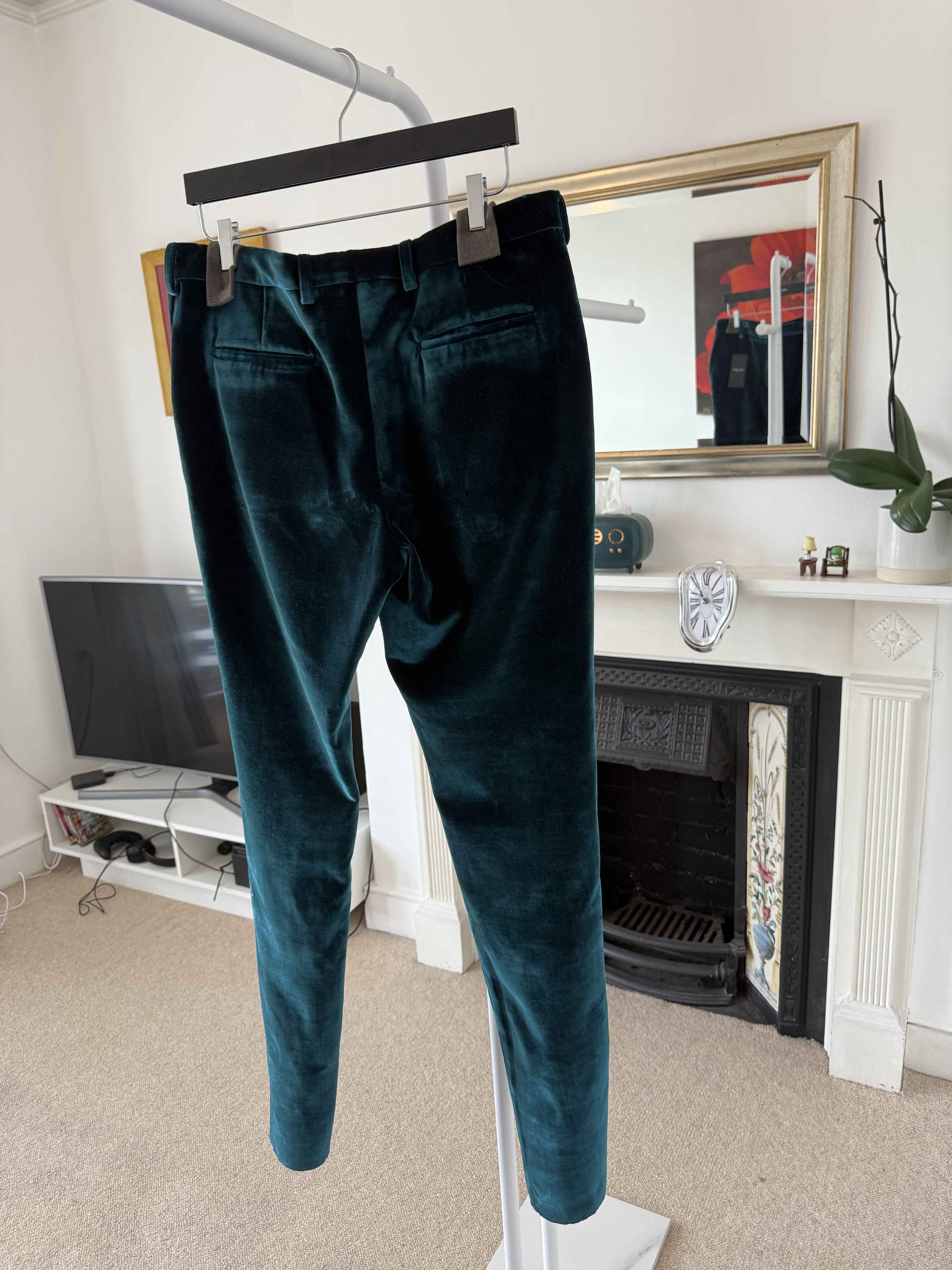 Saint Laurent Paris FW19 Saint Laurent Low-Waist Pleated Pants in Velvet Size US 30 / EU 46 - 6 Thumbnail