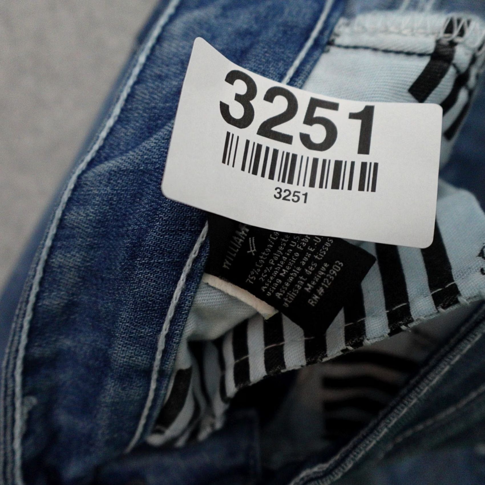 Denime William Rast Womens Jeans Straight Denim Medium Blue 27x32 Adult 27 Straight Denim Jeans Womens 27x32 Size ONE SIZE - 6 Thumbnail
