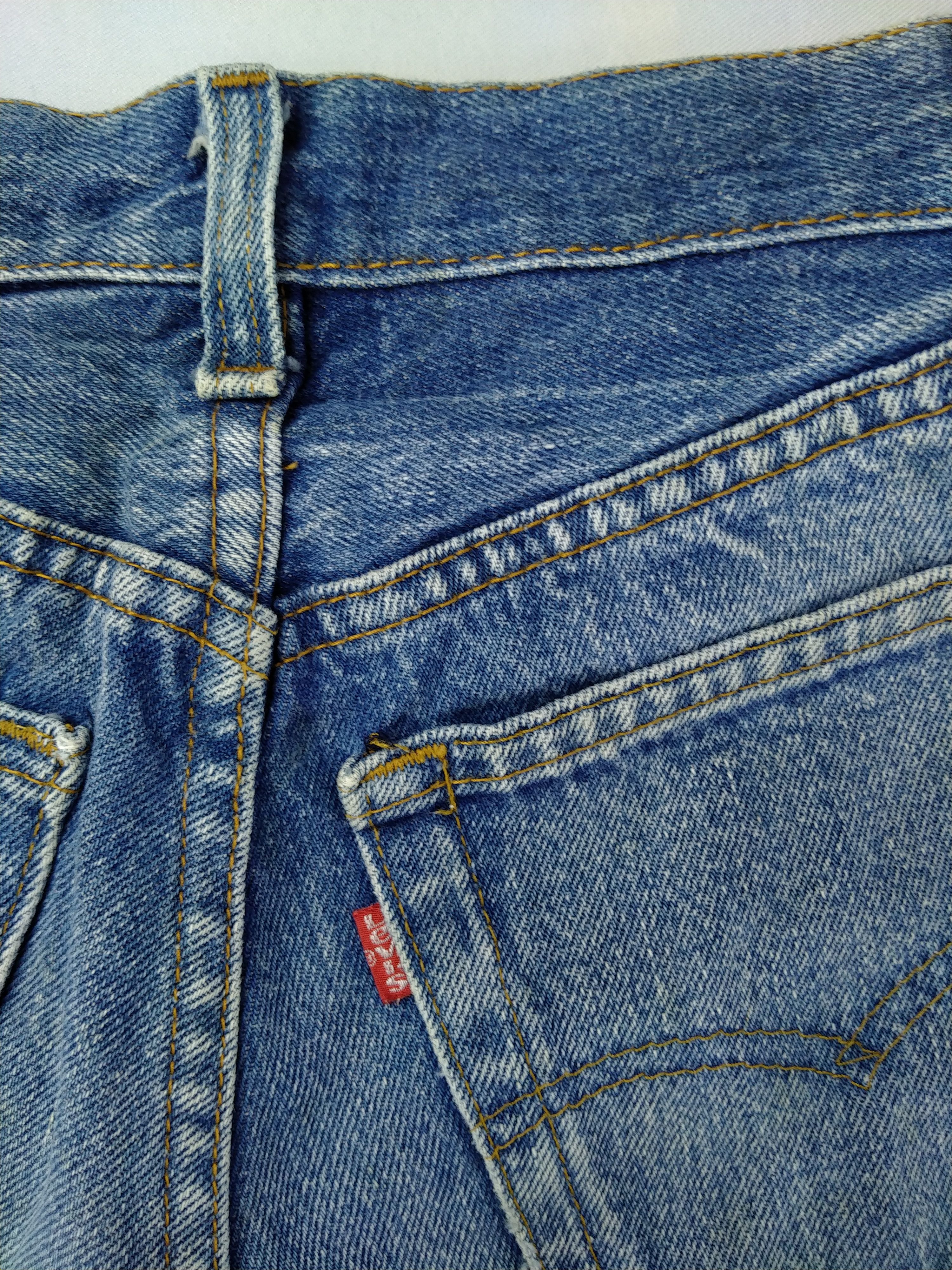 Japanese Brand 80s Faded Blue Vintage Levi's 501 Denim 26 x 30 -JN519 Size US 26 / EU 42 - 11 Thumbnail