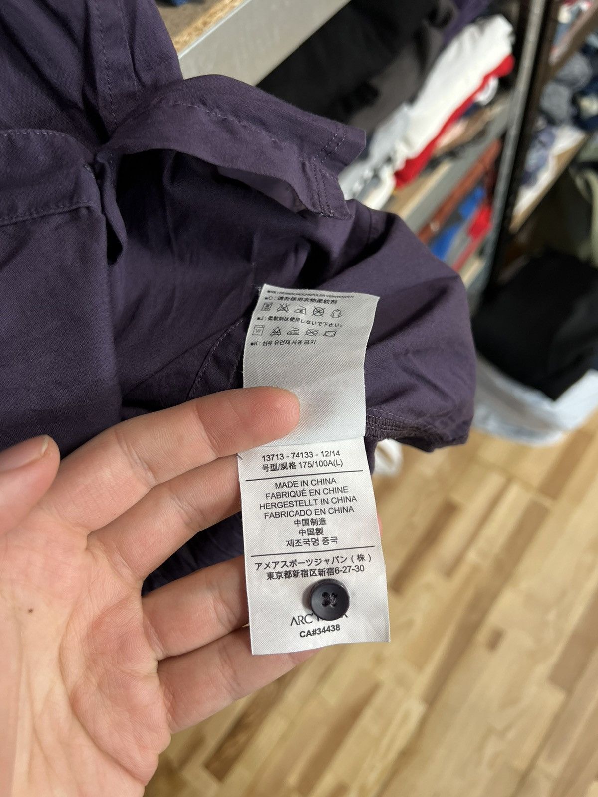 Arc'teryx Arcteryx Button Up Shirt Women’s Blouse Short Sleeve Size L Size L / US 10 / IT 46 - 6 Thumbnail