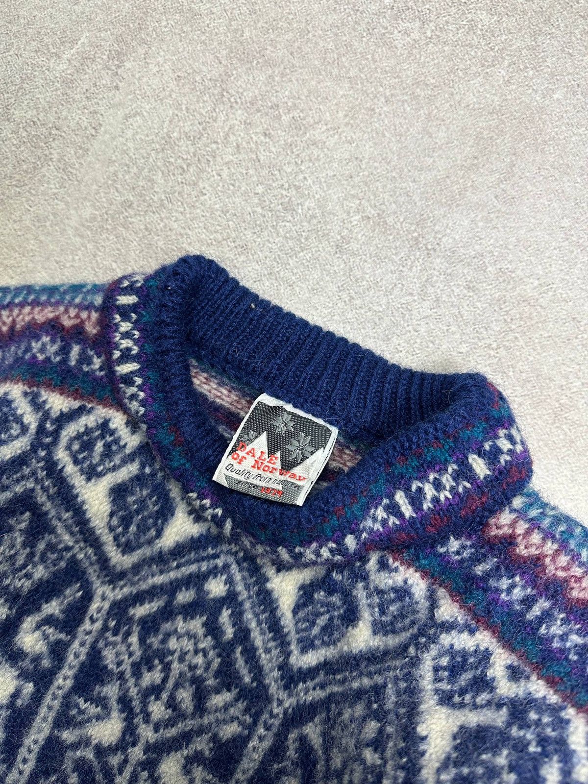 Dale Of Norway Vintage Dale Of Norway Wool Knit Abstract Sweater S Size US S / EU 44-46 / 1 - 4 Thumbnail