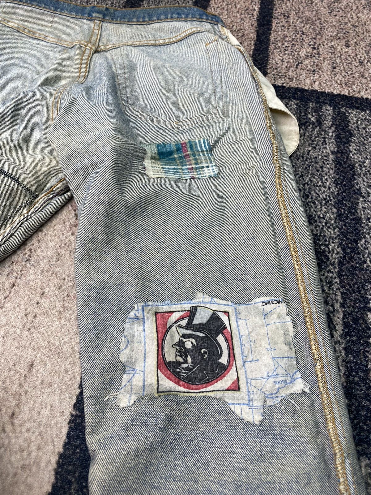 Levi's Vintage Levi’s Distressed Jeans Size US 30 / EU 46 - 18 Thumbnail