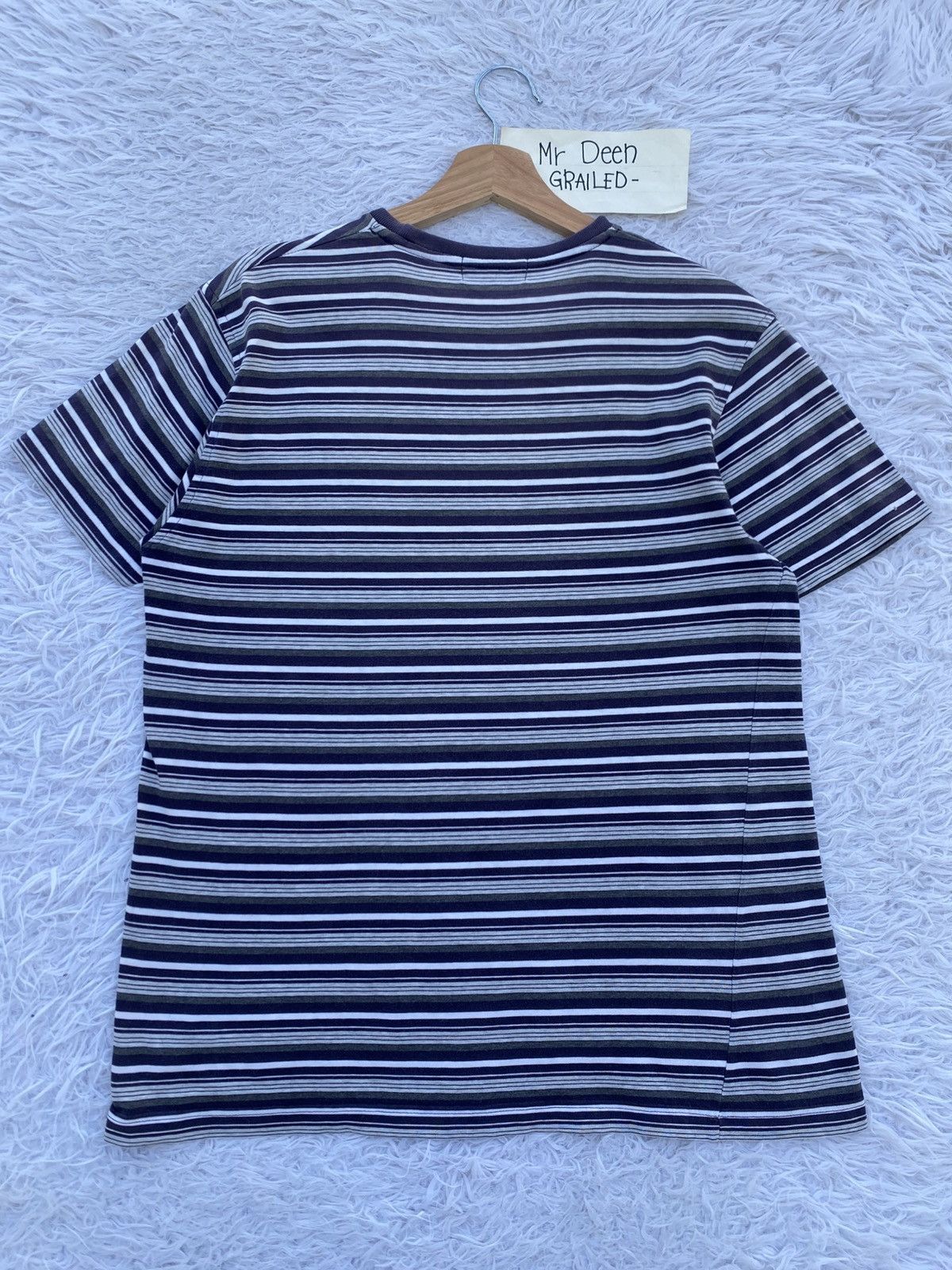 Yves Saint Laurent Rare Vintage YSL Yves Saint Laurent Stripes Tshirt Size US S / EU 44-46 / 1 - 14 Thumbnail