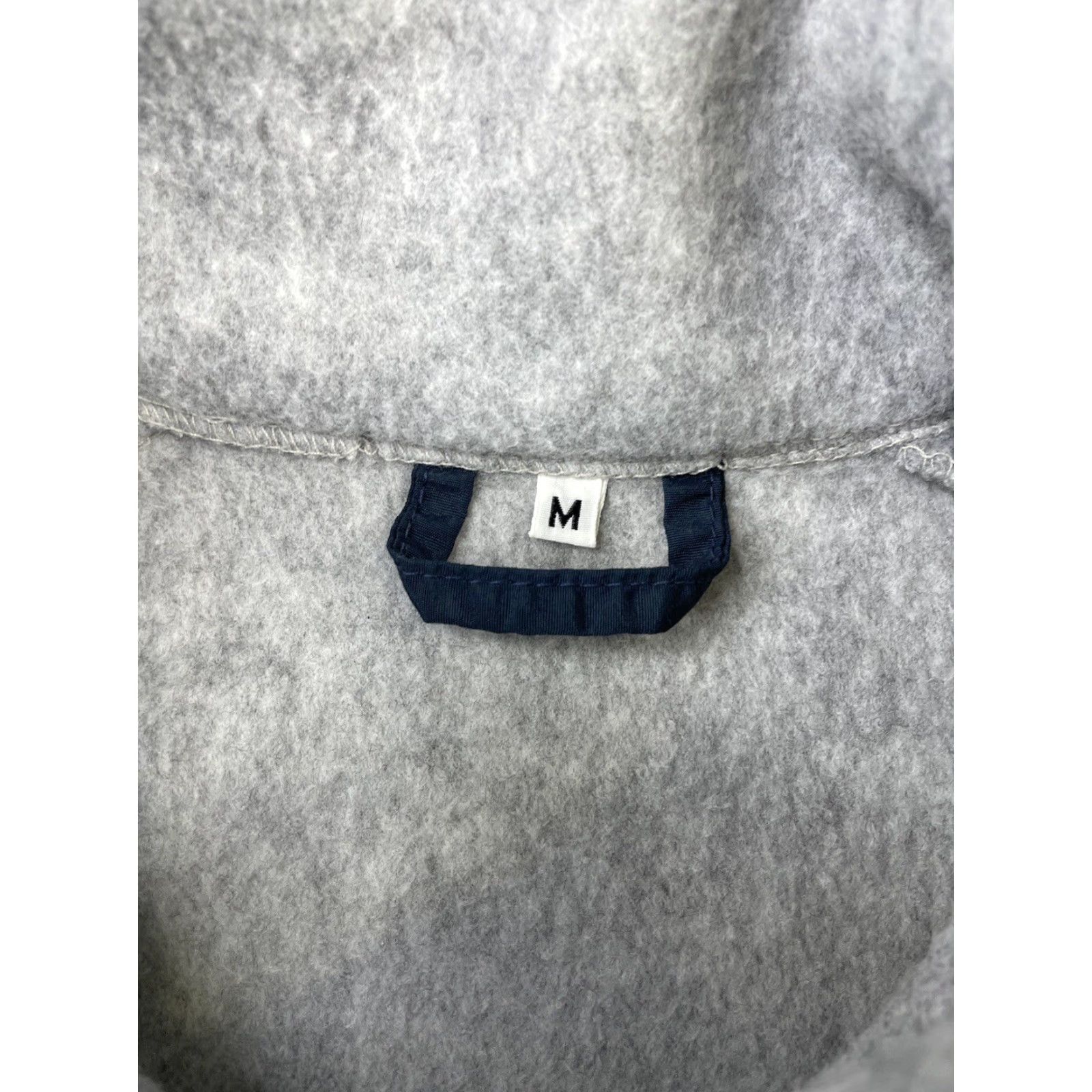 Patagonia VINTAGE Patagonia Gray Full Zip Fleece Jacket Regular Size M USA 80s Logo Men Size US M / EU 48-50 / 2 - 3 Thumbnail