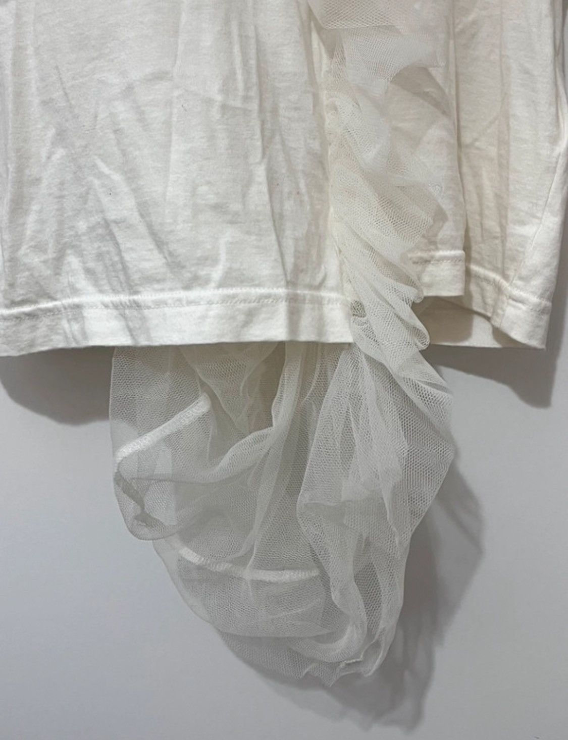 Comme des Garcons Comme des Garcons White Mesh Distorted Short Sleeve AD2006 Size ONE SIZE - 5 Thumbnail