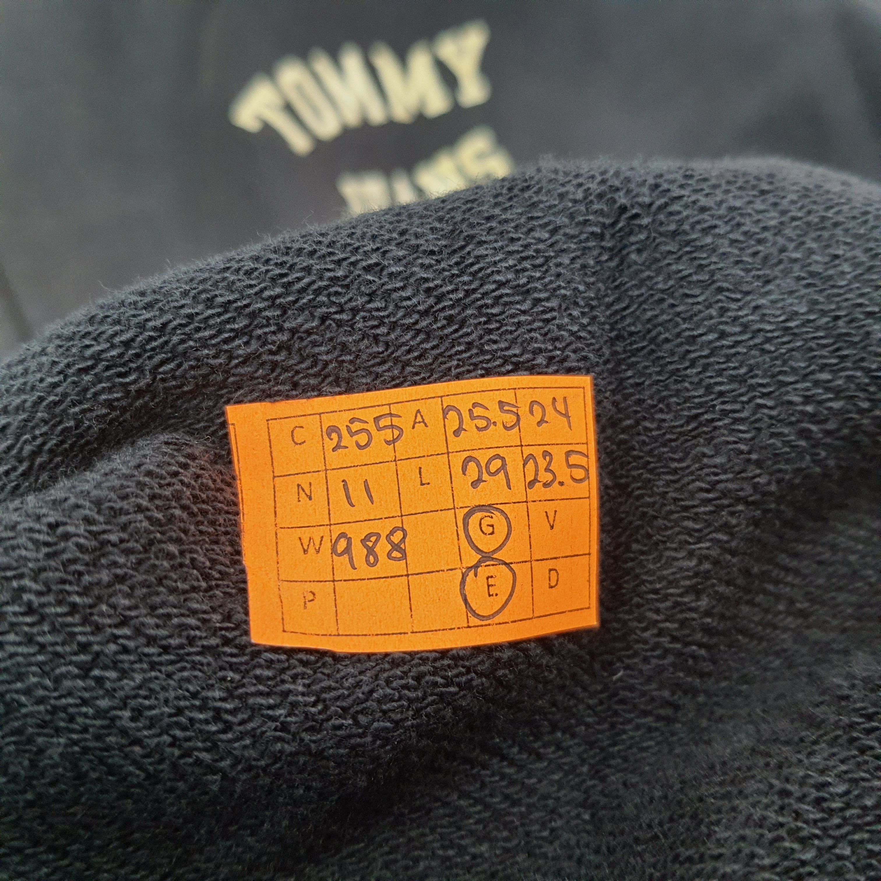 Tommy Hilfiger Vintage Tommy Hilfiger Zipper Sweatshirt C255N11 Size US XL / EU 56 / 4 - 11 Thumbnail