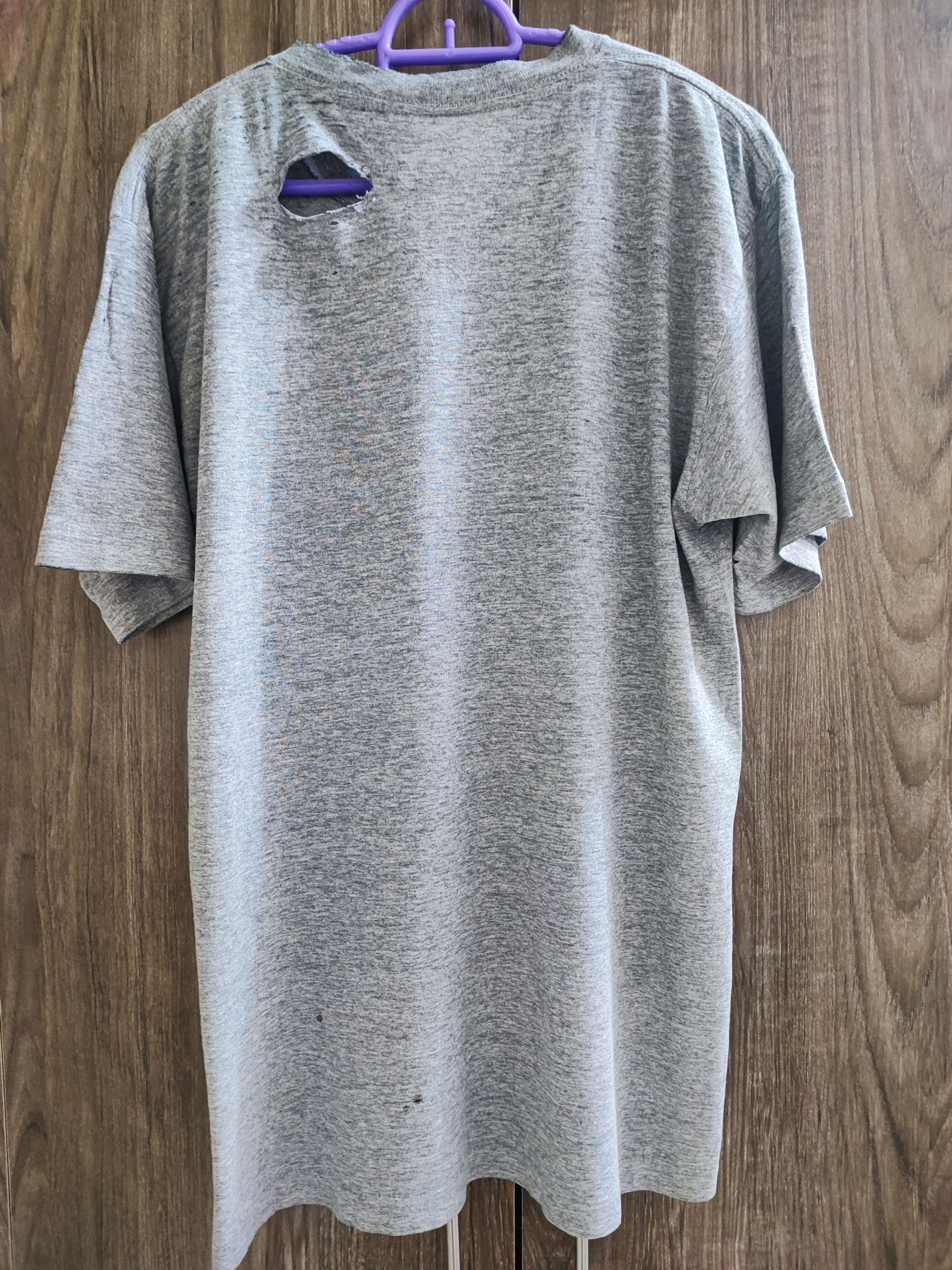 Vintage Vintage Thrashed Distressed Reebok Big Logo T-Shirt Size US M / EU 48-50 / 2 - 4 Thumbnail