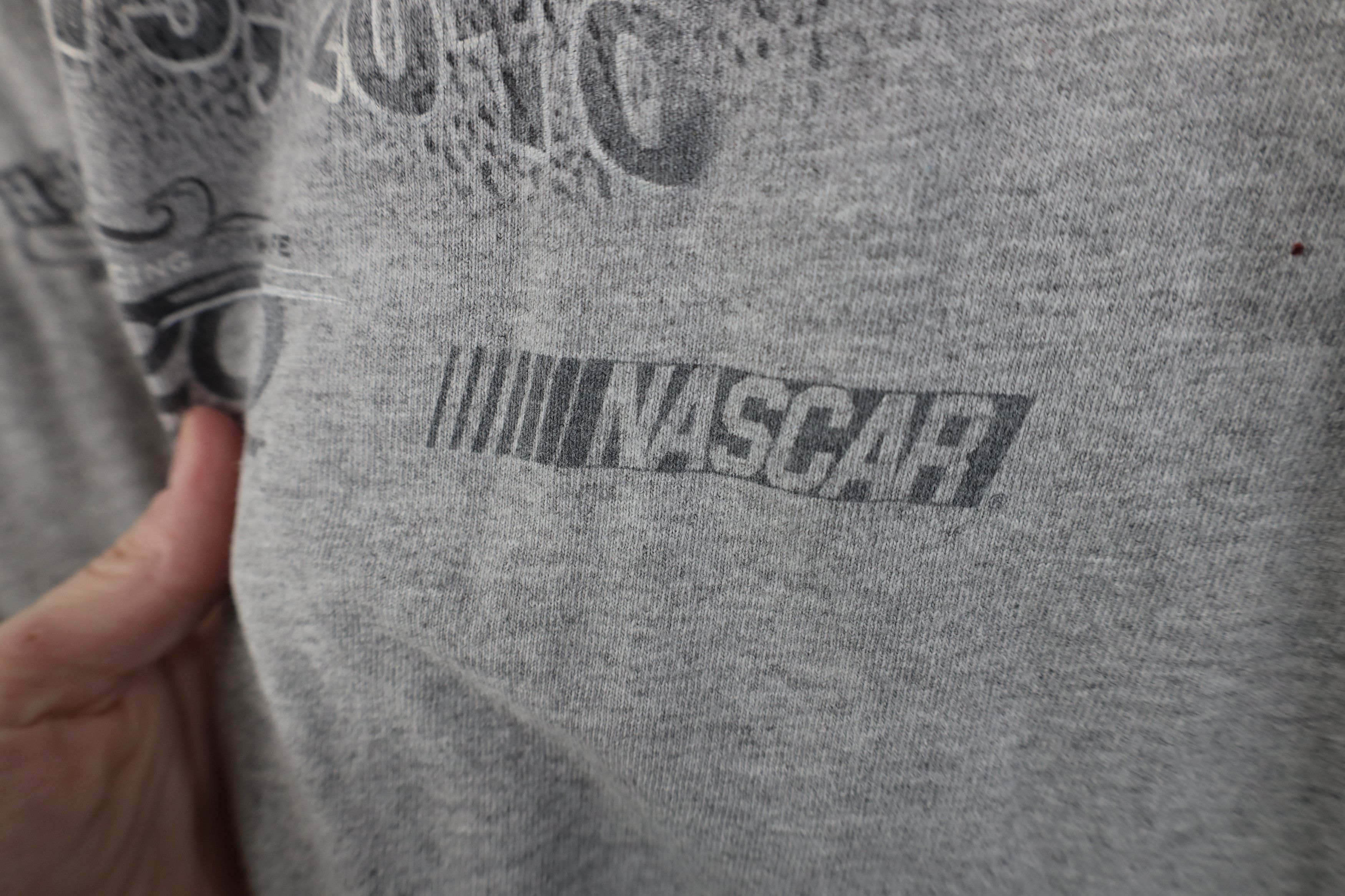 Vintage Vintage Y2K NASCAR Michigan International Speedway T-Shirt Size US XL / EU 56 / 4 - 13 Thumbnail
