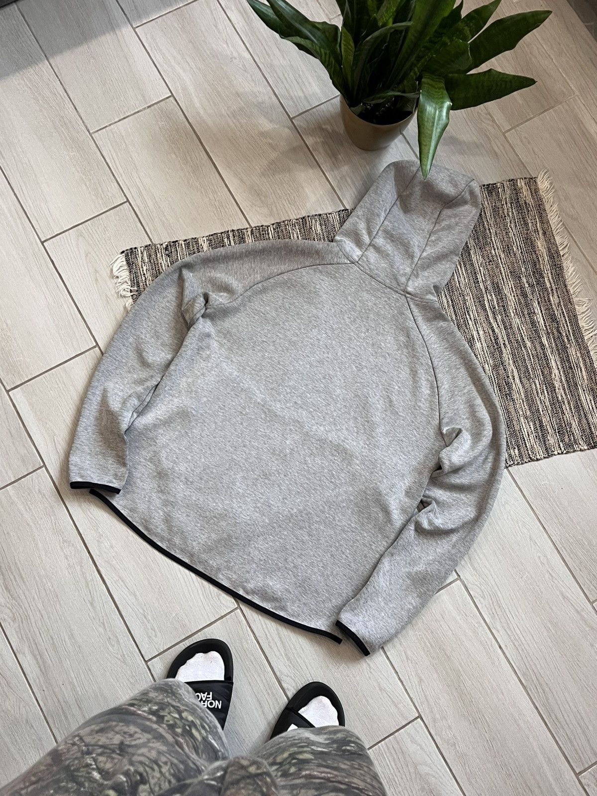 Champion Champion Zip Hoodie drill grey Tech Fleece style Size US L / EU 52-54 / 3 - 3 Thumbnail