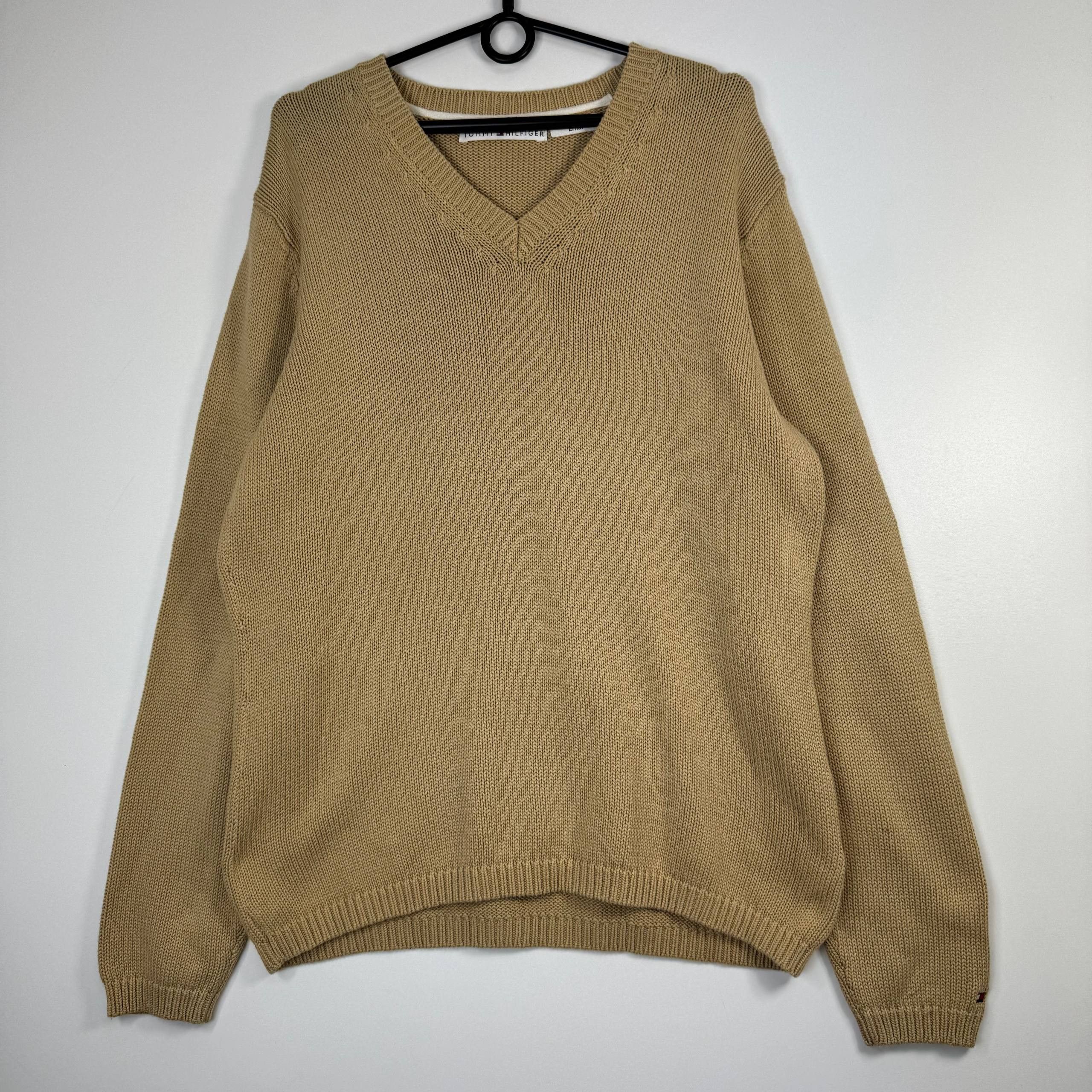 Tommy Hilfiger Tommy Hilfiger Knit V-Neck Sweater Beige Mens Size L Size US L / EU 52-54 / 3 - 1 Thumbnail