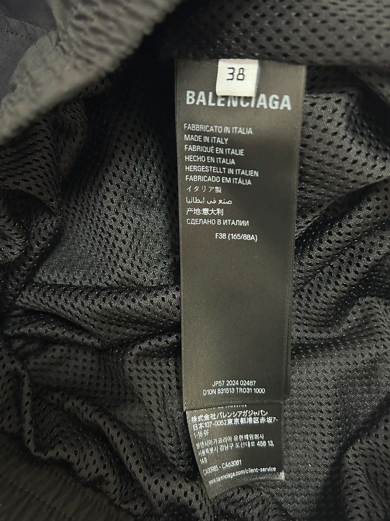 Balenciaga Balenciaga size 38 High-necked short sports coat embroider Size US XS / EU 42 / 0 - 4 Thumbnail