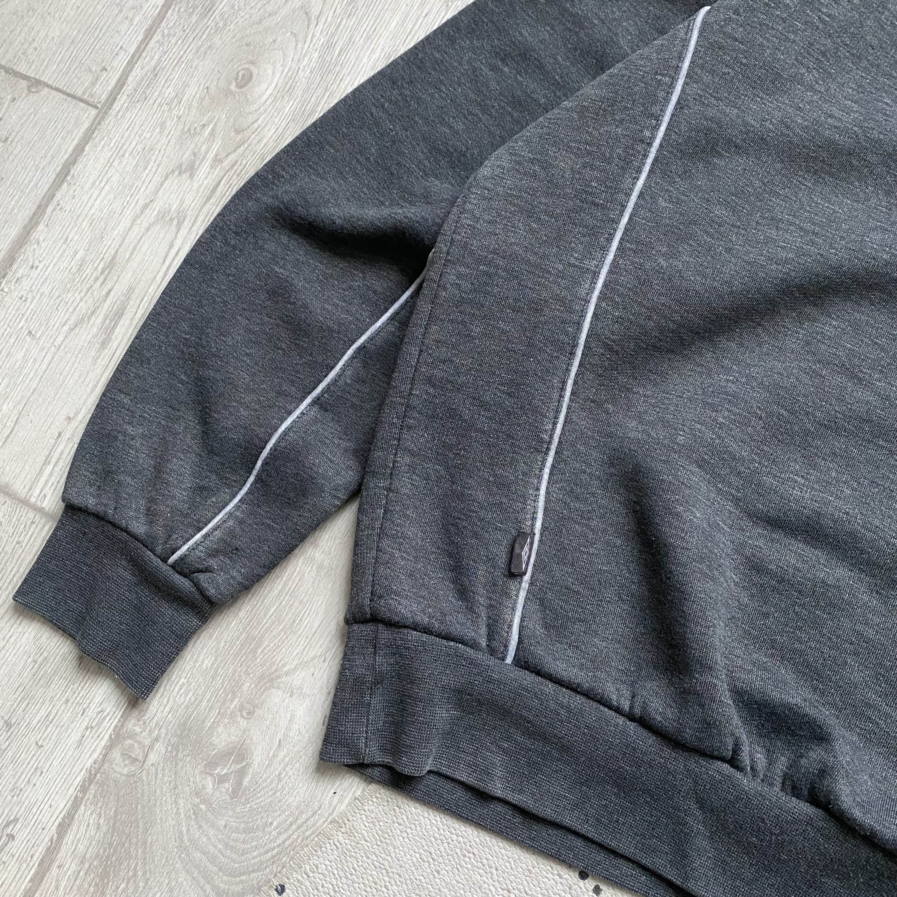 Umbro 🦍 Vintage 90s Umbro Boxy sweatshirt Y2K Crewneck Size US M / EU 48-50 / 2 - 5 Thumbnail