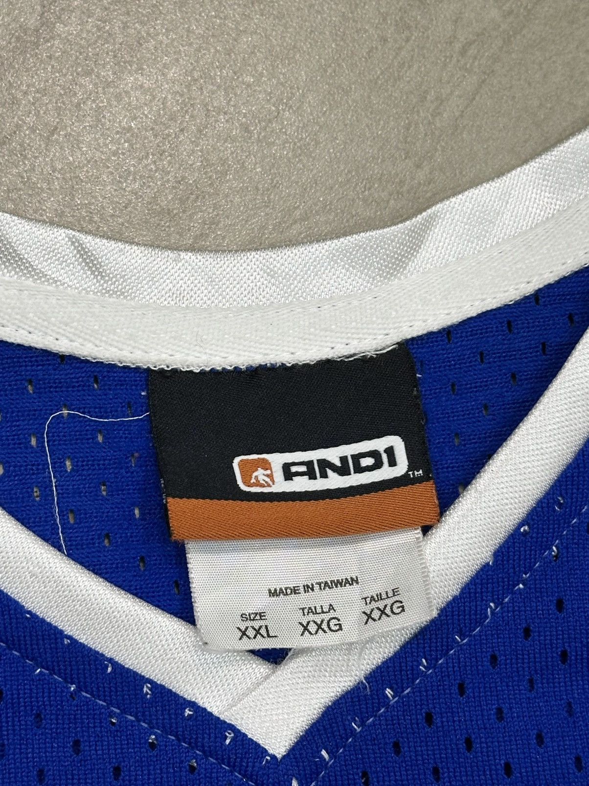 NBA AND 1 Aaron Owens Mixtape 2003 jersey Size US XXL / EU 58 / 5 - 7 Thumbnail