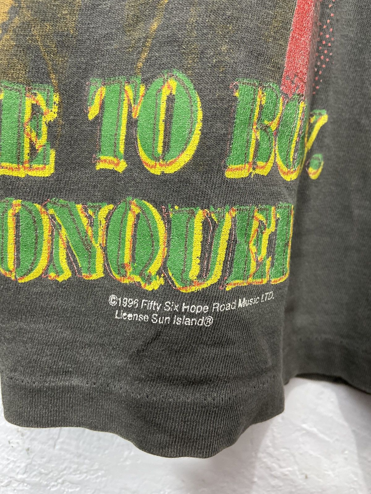 Band Tees Vintage Thrashed Sun Faded Bob Marley Tshirt 90s Size US L / EU 52-54 / 3 - 4 Thumbnail