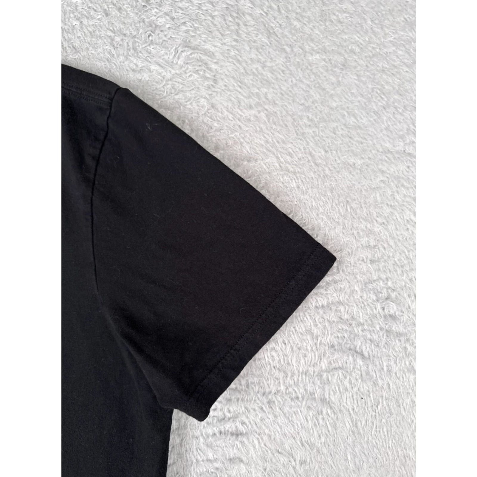 The North Face VINTAGE The North Face Shirt Men Large Black Short Sleeve Crew Neck 100% Cotton Jersey Logo All Seasons Mens Size US L / EU 52-54 / 3 - 2 Thumbnail