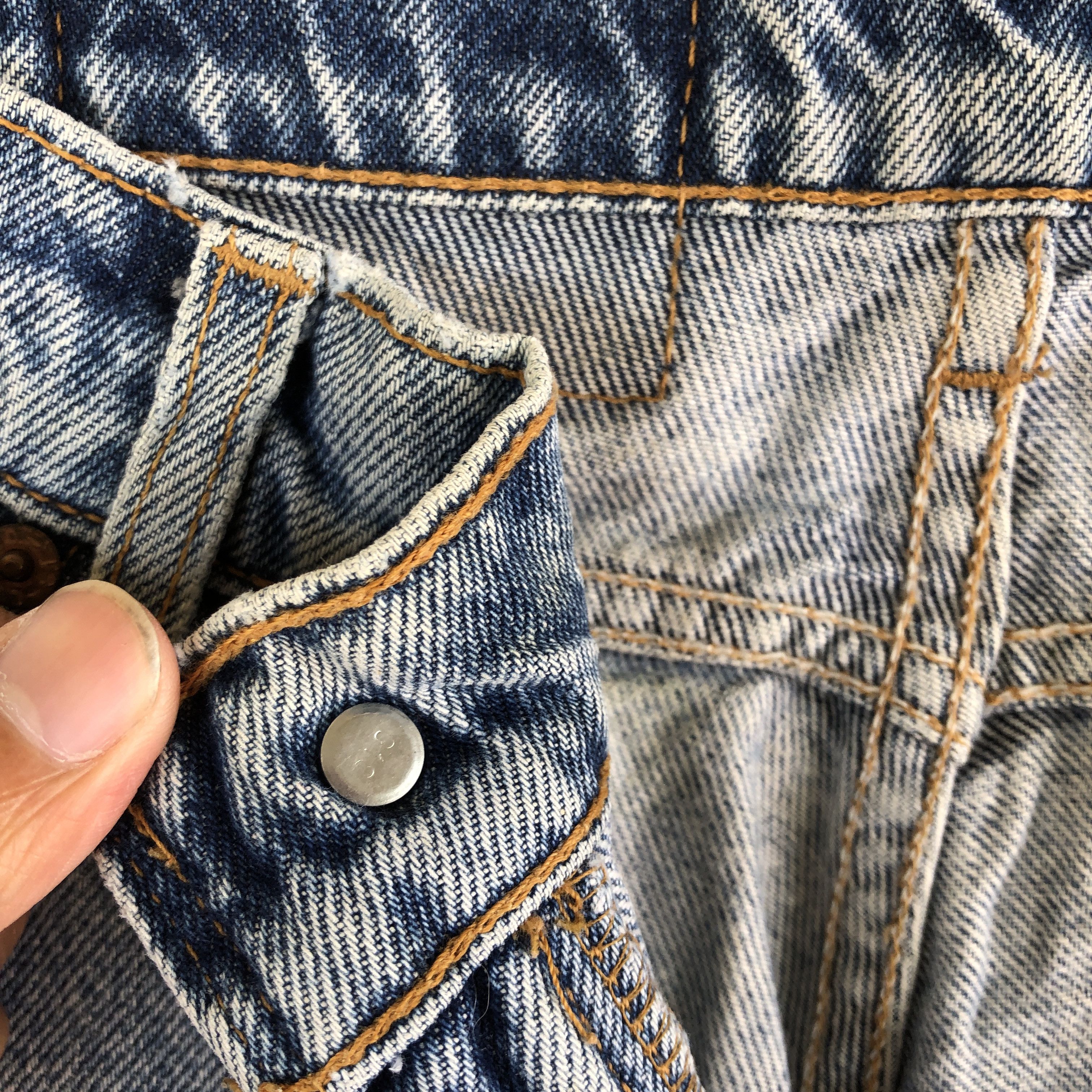 Levi's Vintage Levis 560 Distressed Jeans Orange Tab Levi's Denim Size US 32 / EU 48 - 7 Thumbnail