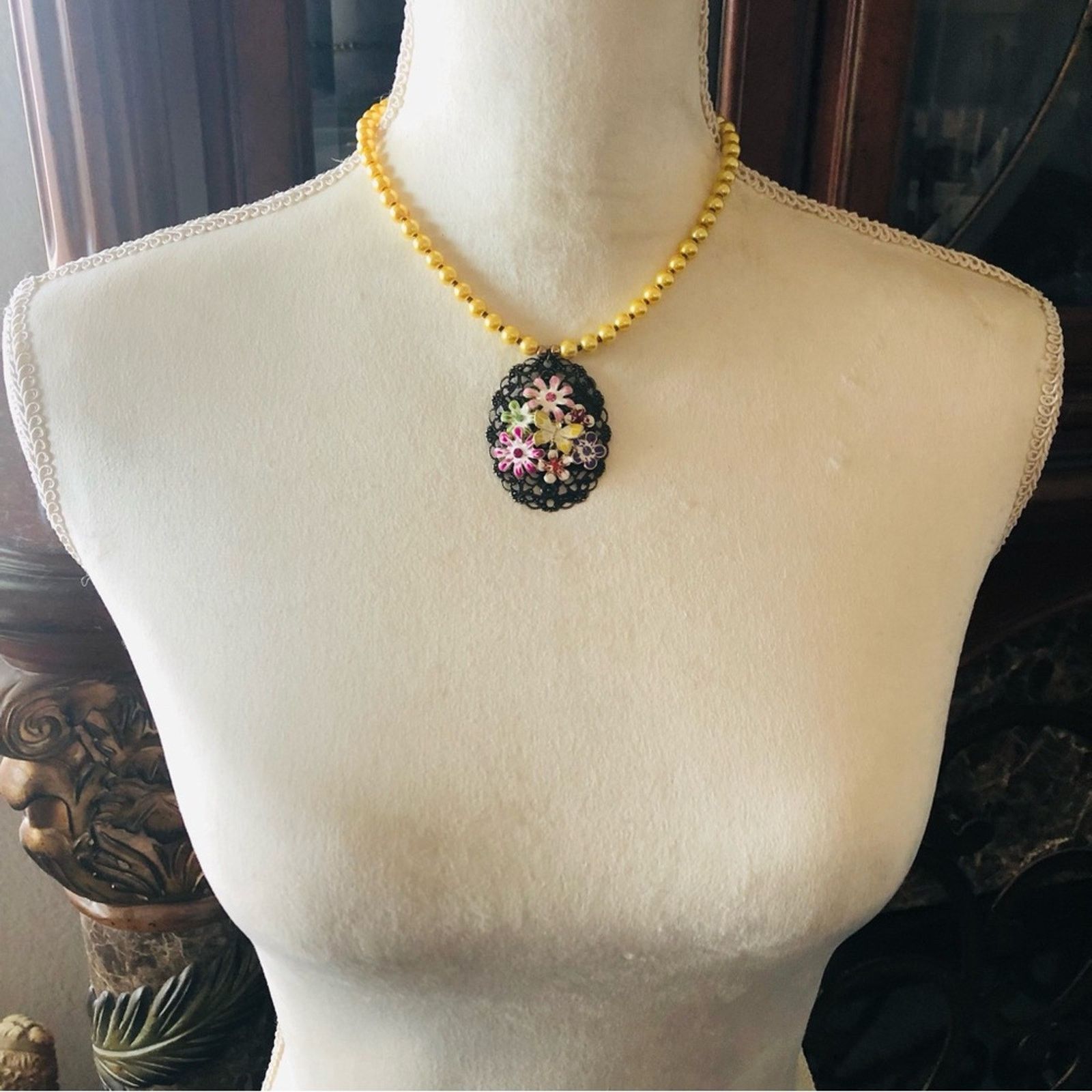 Handmade Handcrafted repurpose floral garden filigree Pearl necklace Size ONE SIZE - 6 Thumbnail