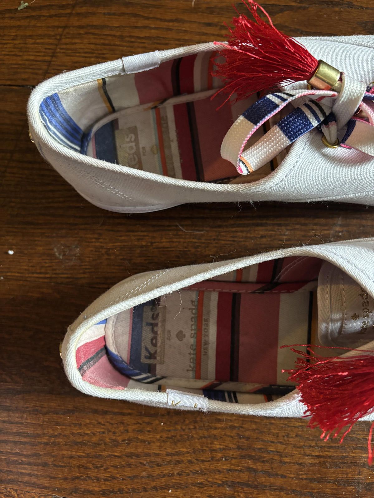 Keds Kate Spade/Keds Women's White Canvas Sneakers w/tassel sz 7 Size US 7.5 / IT 37.5 - 4 Thumbnail