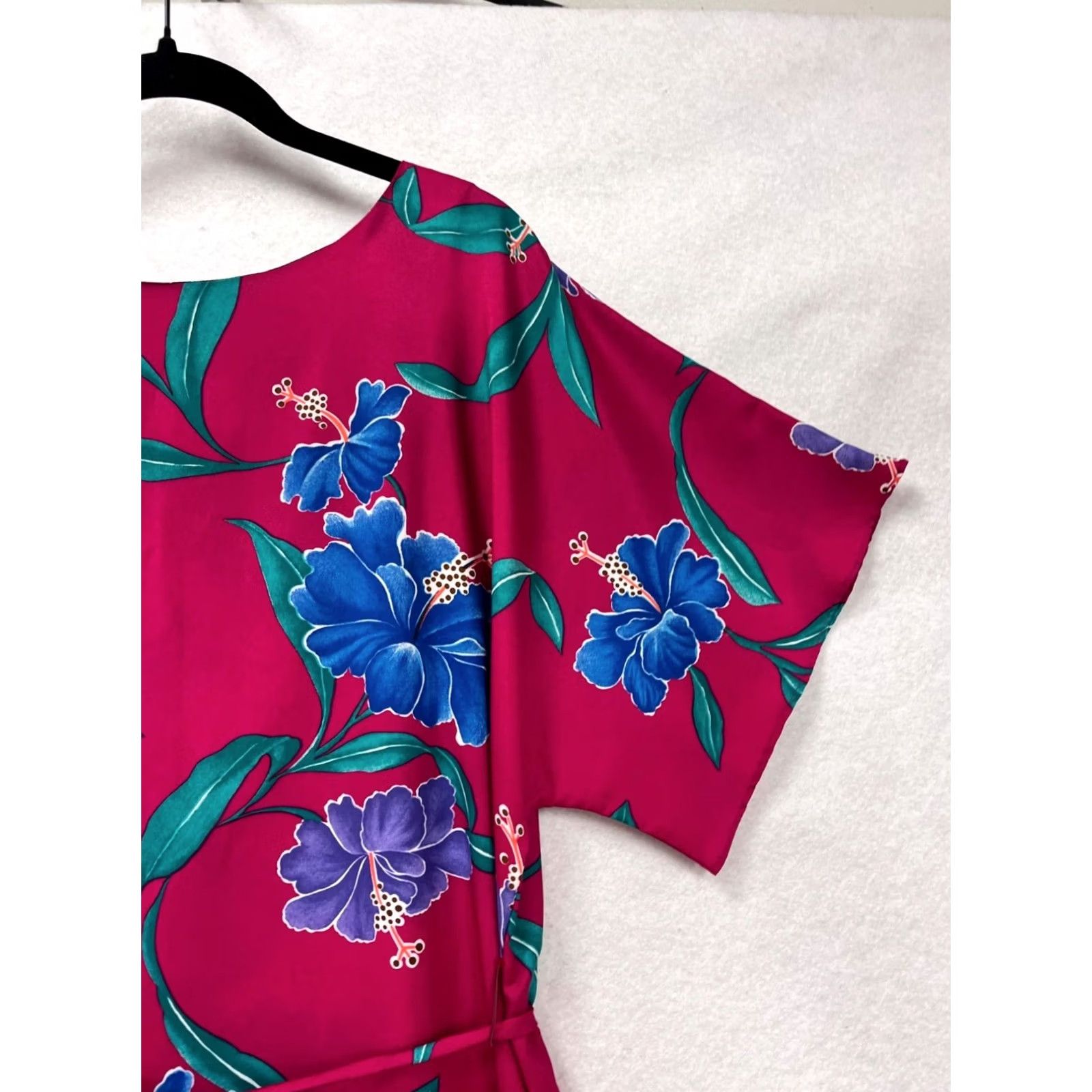 Hilo Hattie VINTAGE Hilo Hattie Hawaiian Floral Maxi Dress M Pink Unisex Adults Short Sleeve Tie Waist Maxi Dress Women’s/Men’s? Size M / US 6-8 / IT 42-44 - 6 Thumbnail